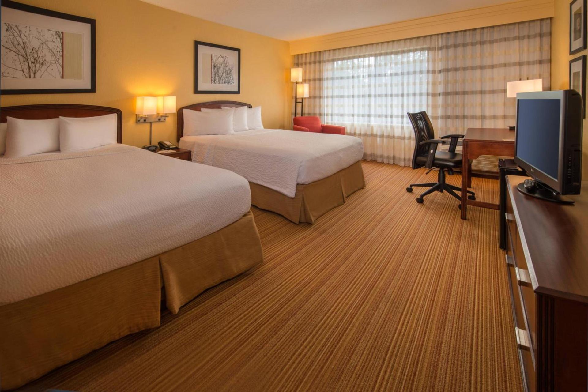 Courtyard by Marriott North Charleston Airport Coliseum photo 3