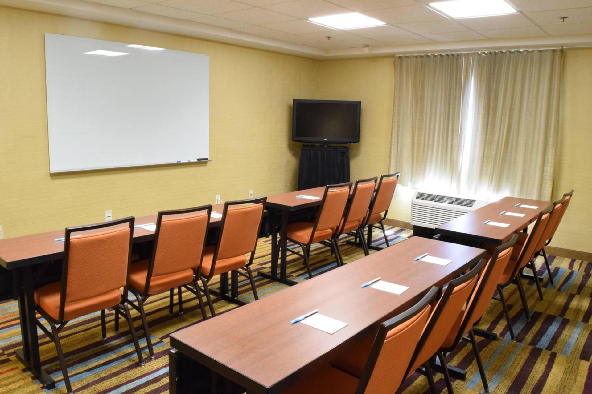 Fairfield Inn by Marriot Binghamton photo 17