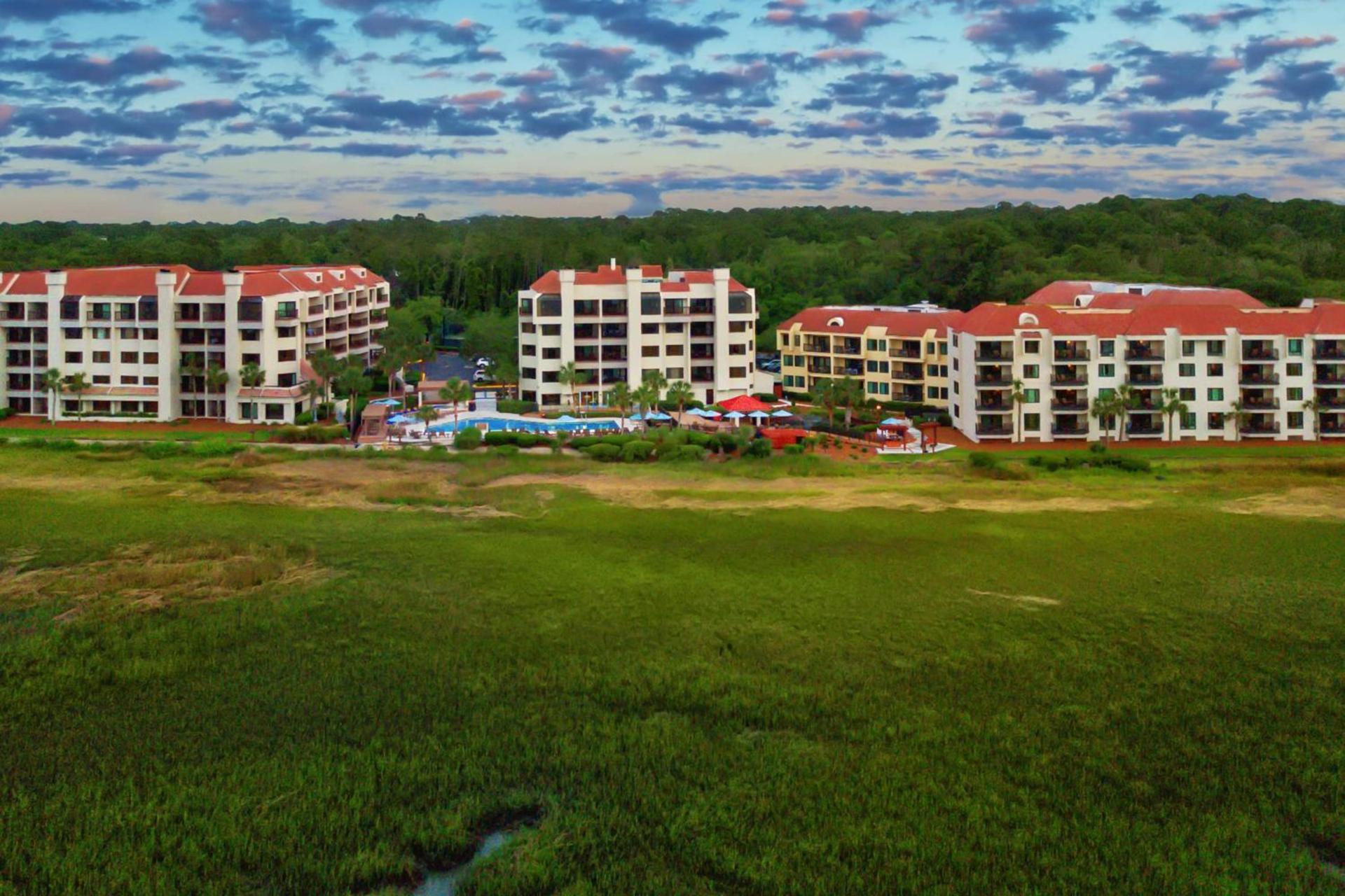 Marriott's Harbour Point and Sunset Pointe at Shelter Cove photo 1