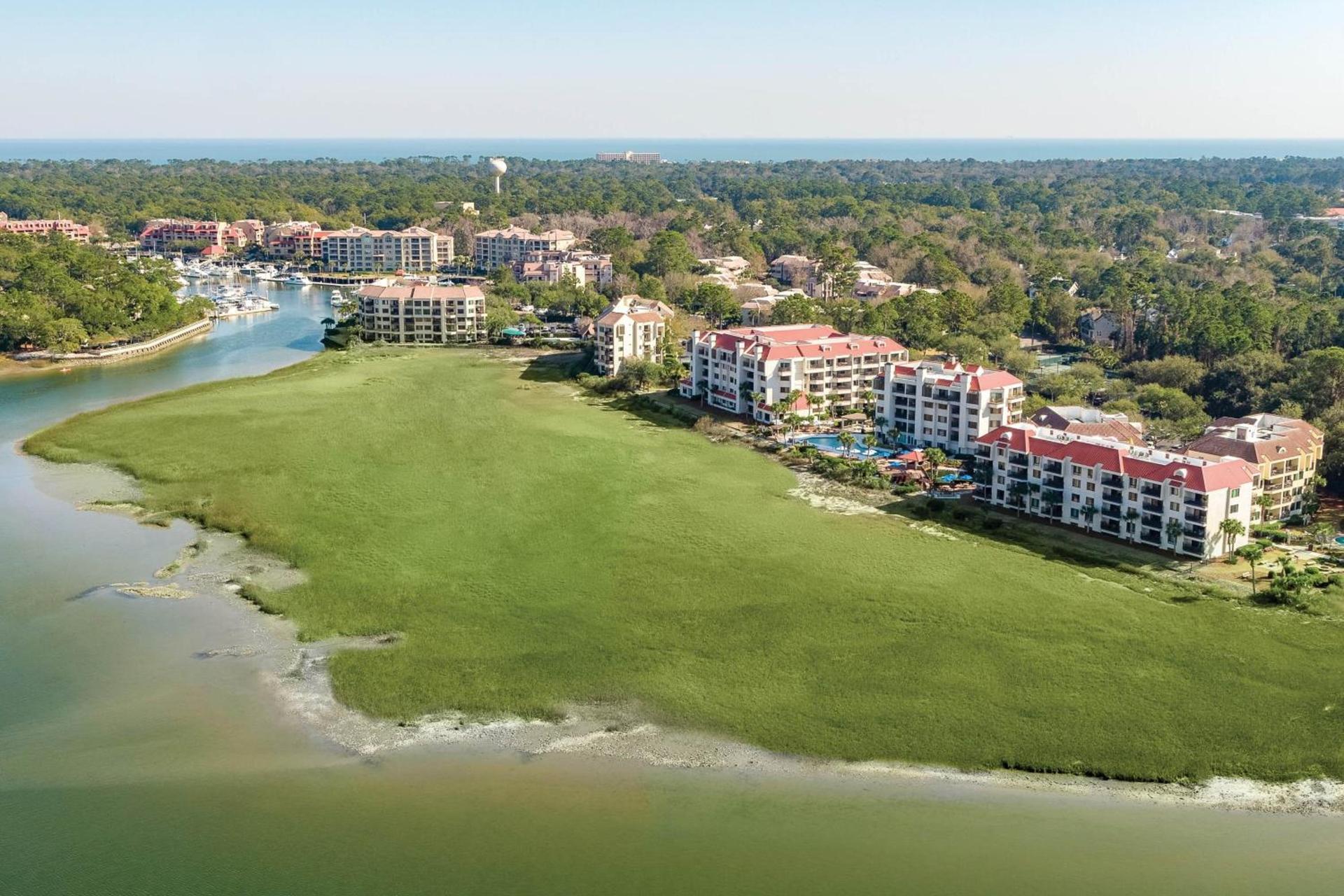 Marriott's Harbour Point and Sunset Pointe at Shelter Cove photo 2