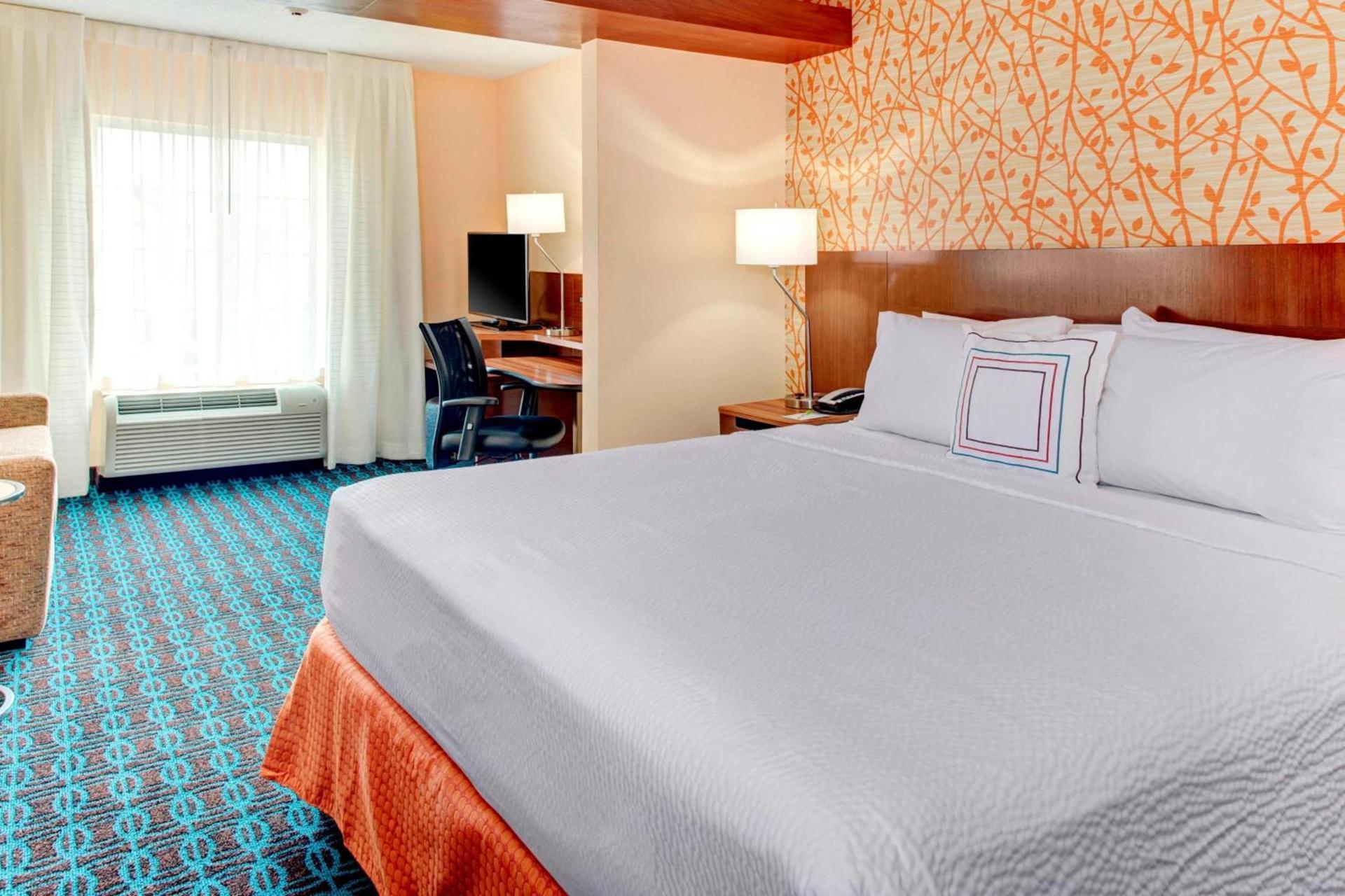 Fairfield Inn & Suites by Marriott Cape Cod Hyannis photo 13