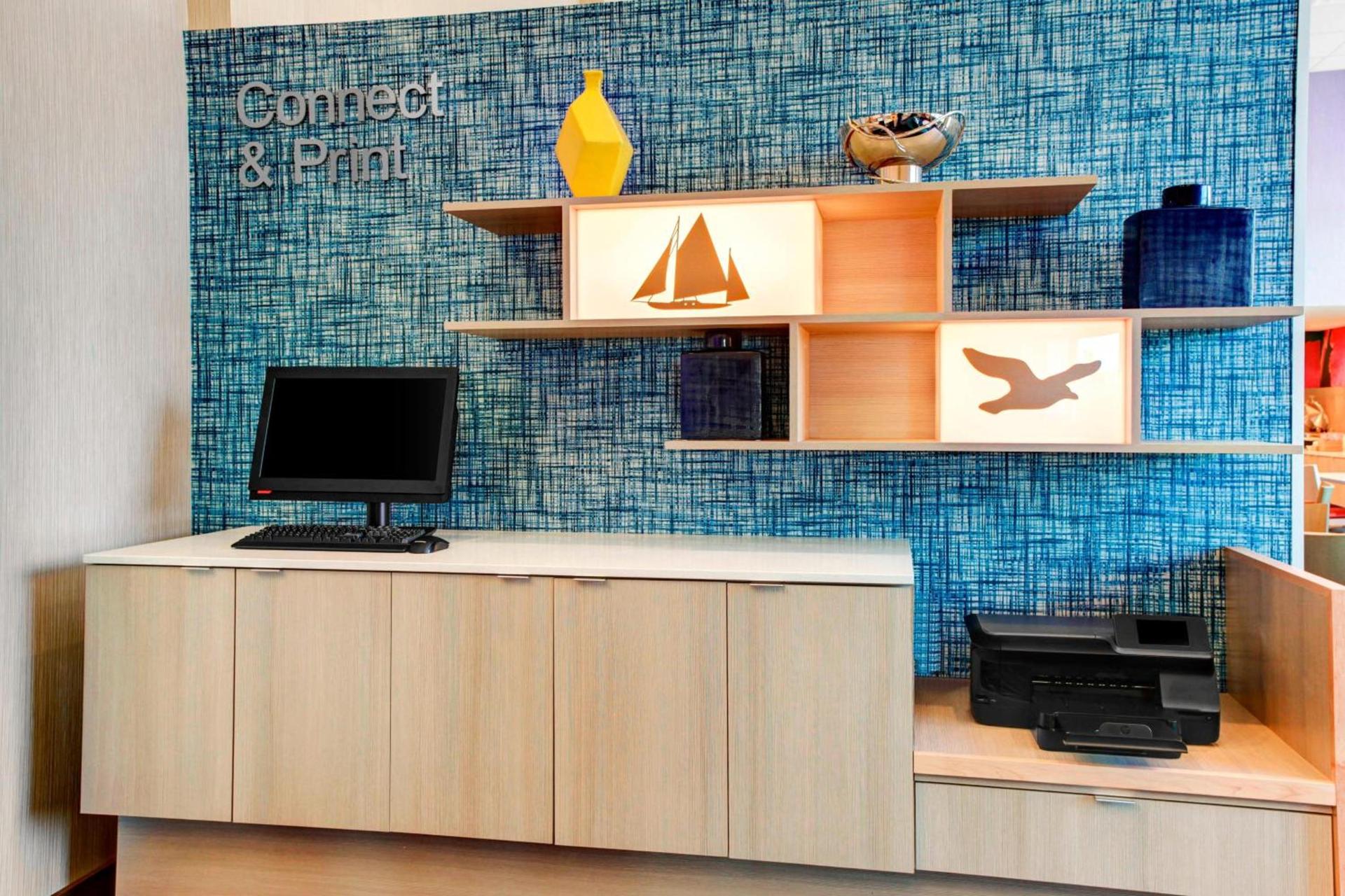 Fairfield Inn & Suites by Marriott Cape Cod Hyannis photo 14