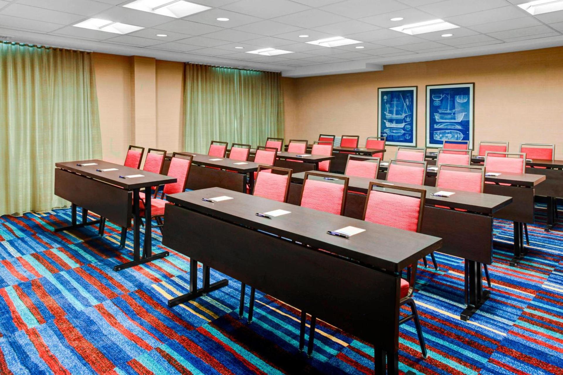 Fairfield Inn & Suites by Marriott Cape Cod Hyannis photo 24