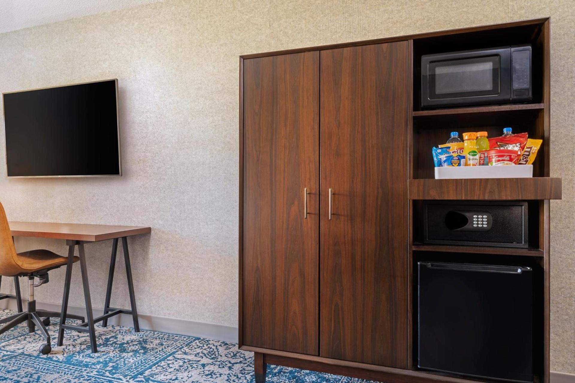 Four Points by Sheraton Chicago Schaumburg photo 11