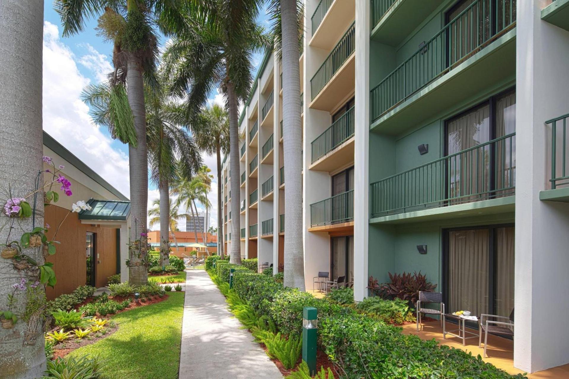 Courtyard by Marriott Fort Lauderdale East Lauderdale-by-the-Sea photo 3