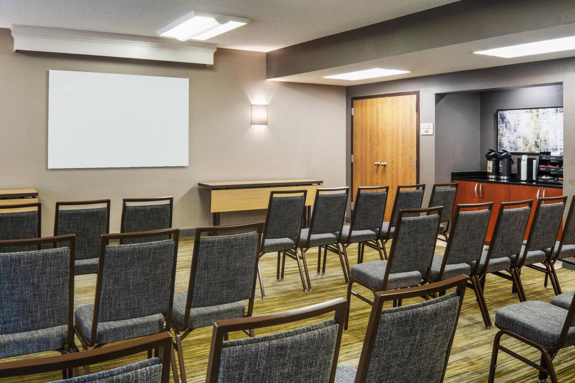 Courtyard by Marriott Jacksonville at the Mayo Clinic Campus/Beaches photo 32