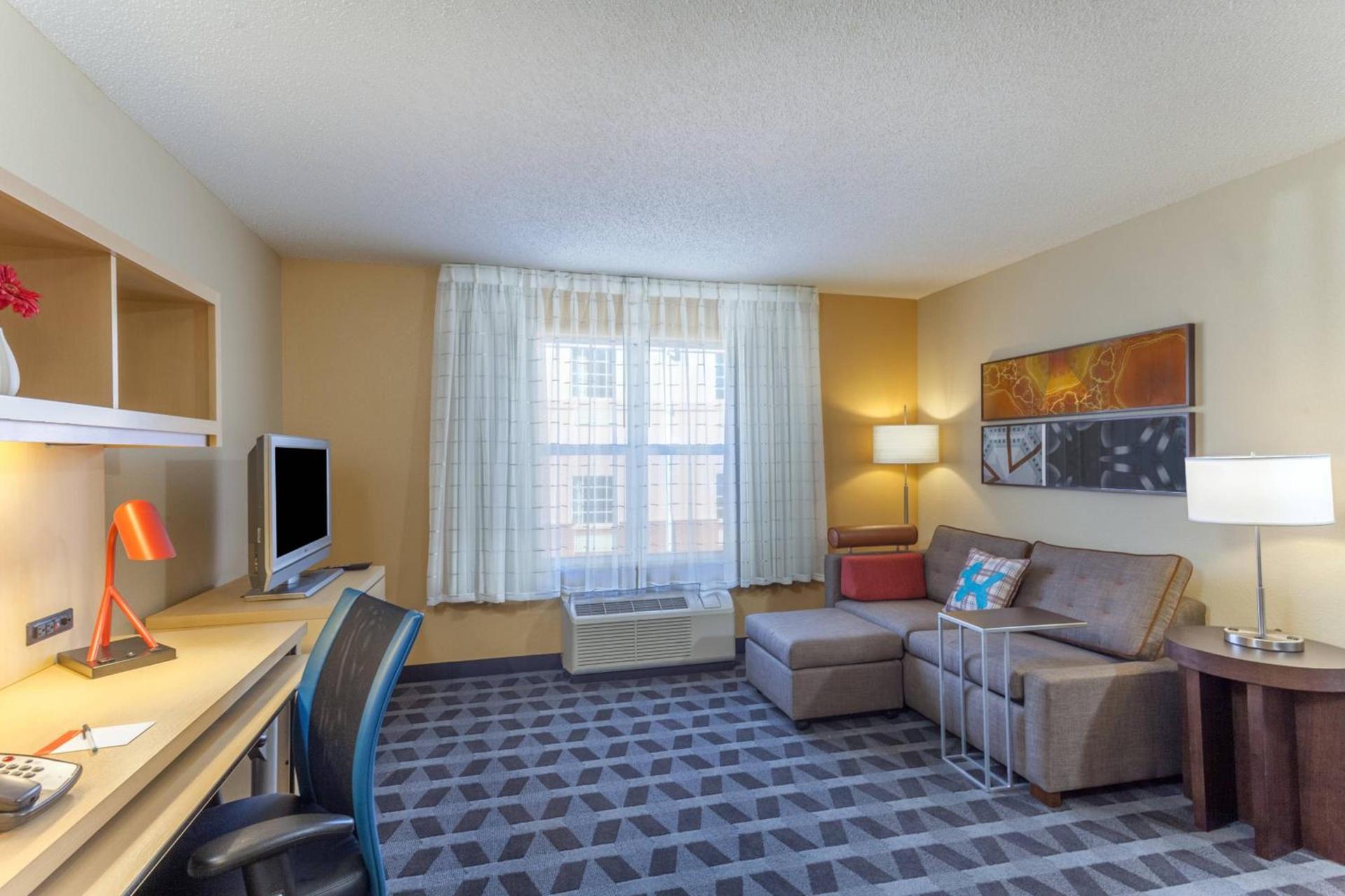 TownePlace Suites Huntsville photo 9