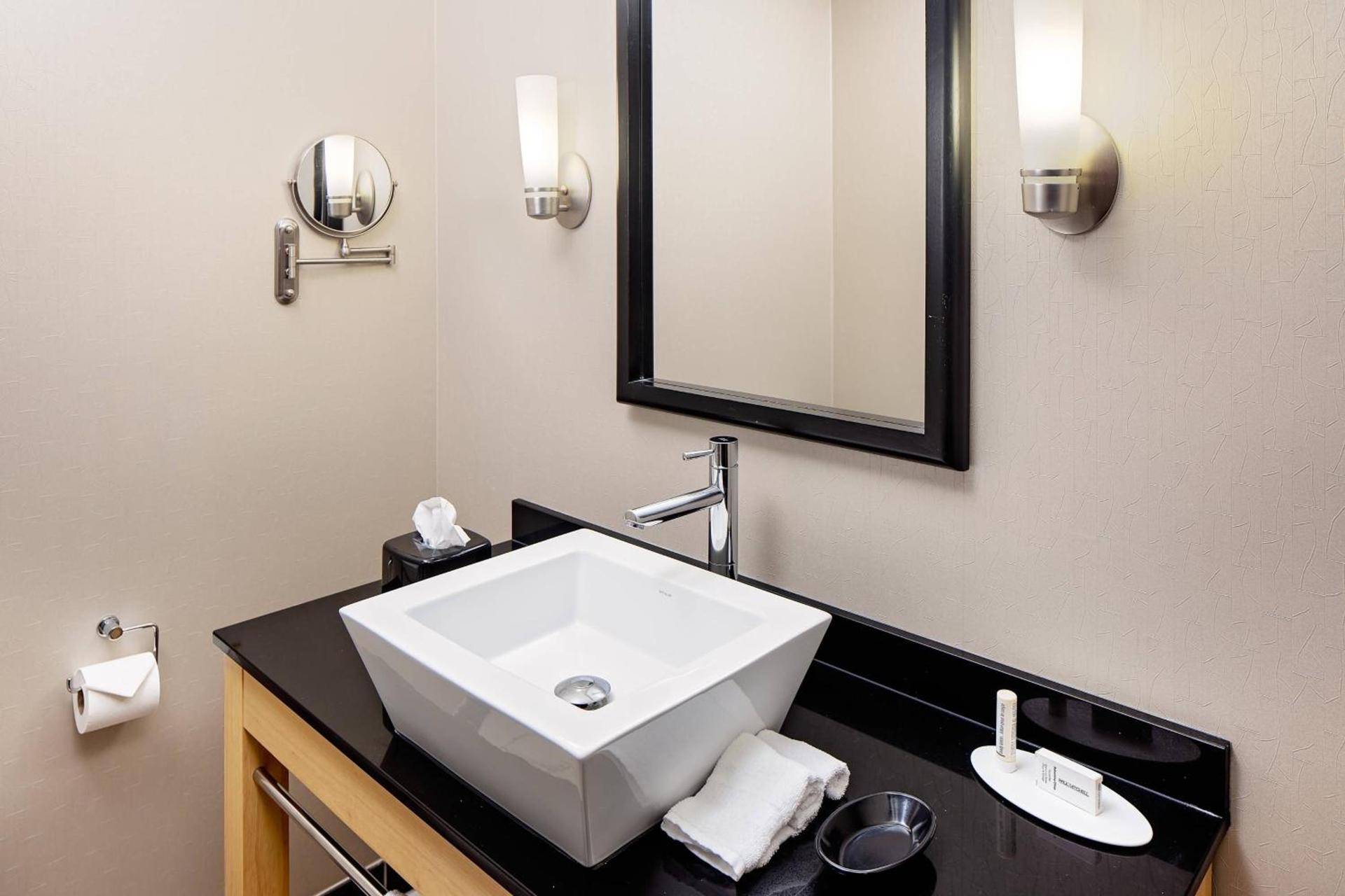 SpringHill Suites by Marriott Green Bay photo 12