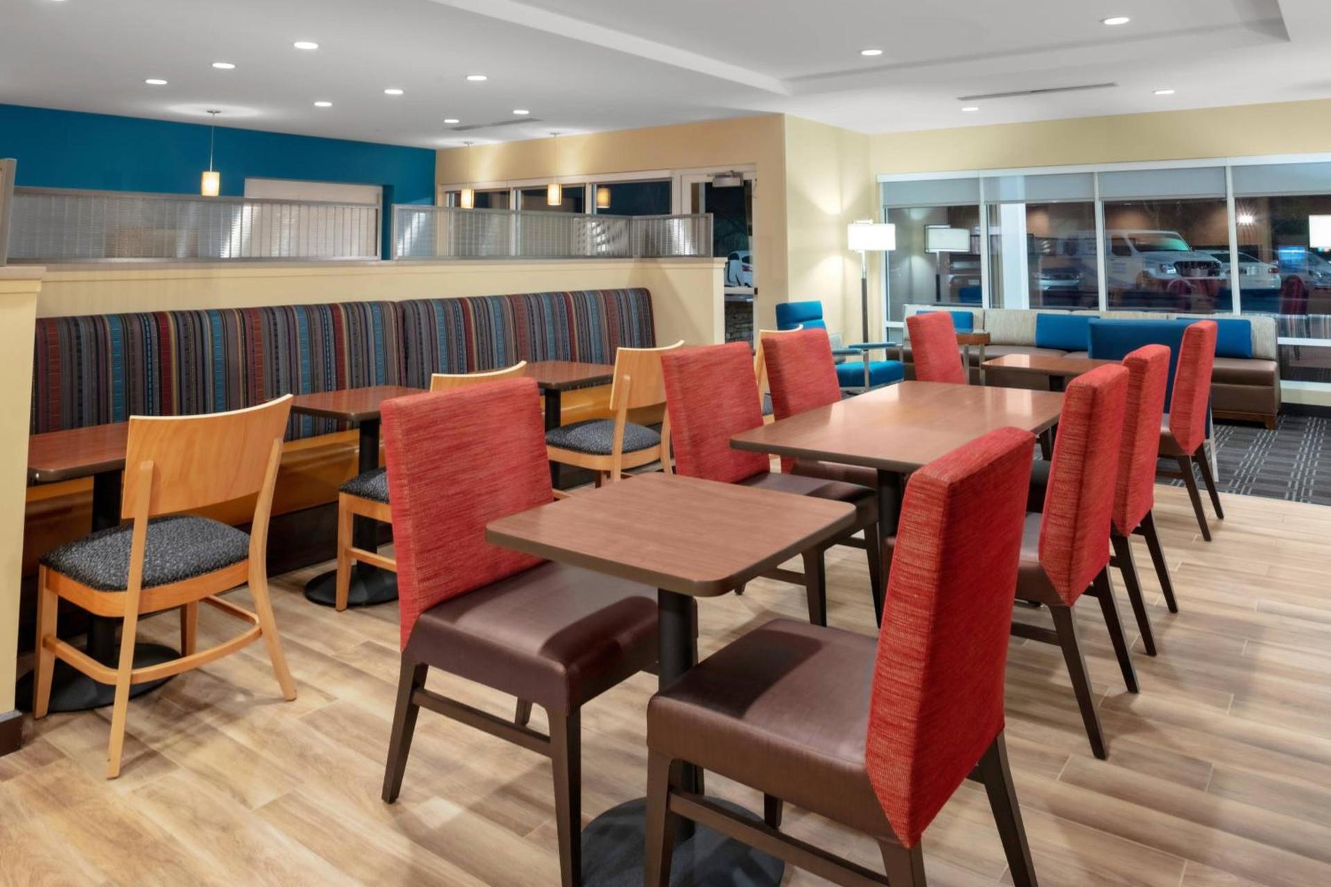 TownePlace Suites by Marriott Gainesville photo 15