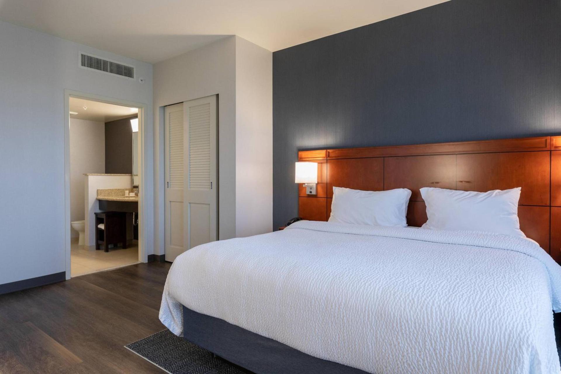 Courtyard by Marriott Cincinnati Midtown/Rookwood photo 10