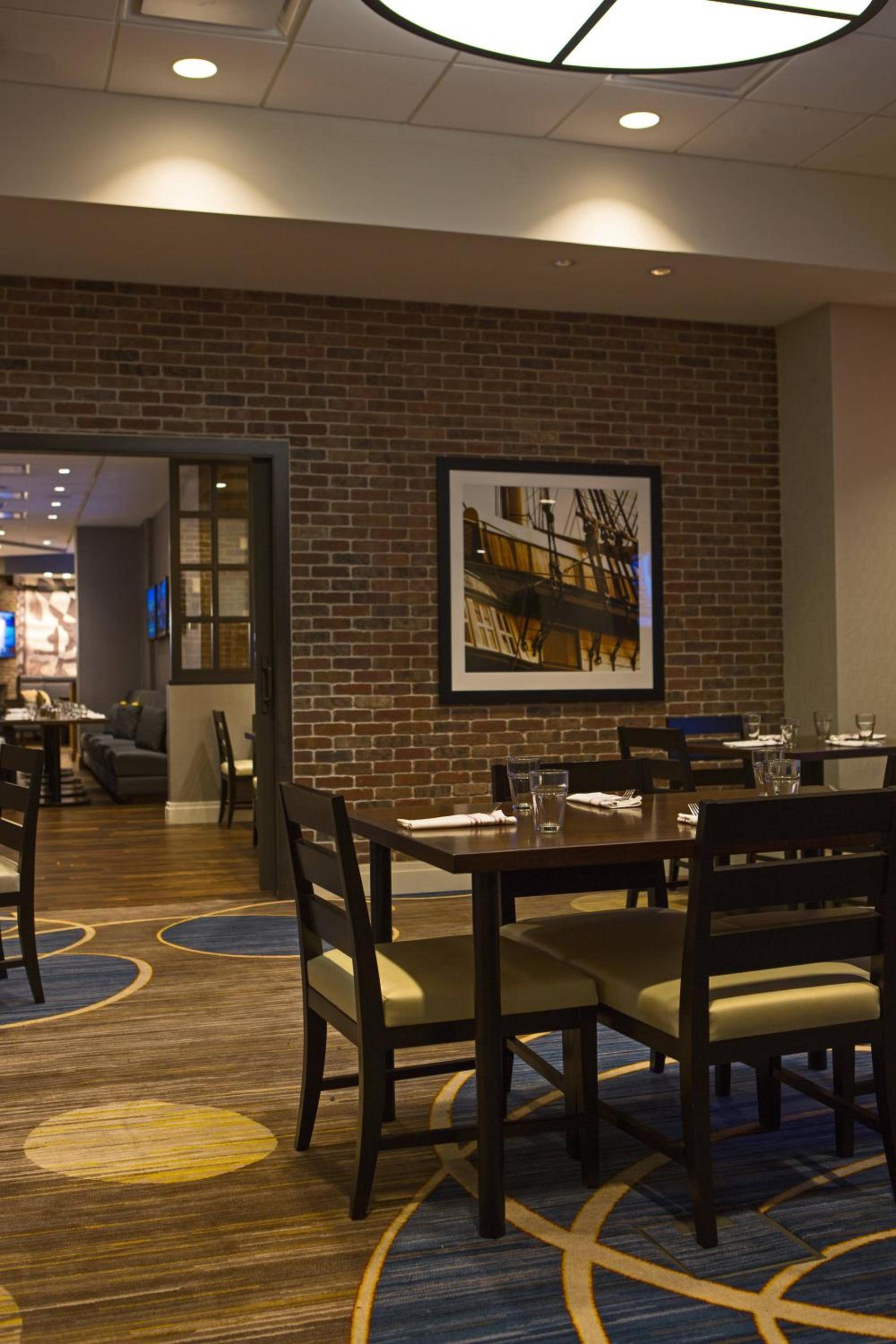 Baltimore Marriott Inner Harbor at Camden Yards photo 34