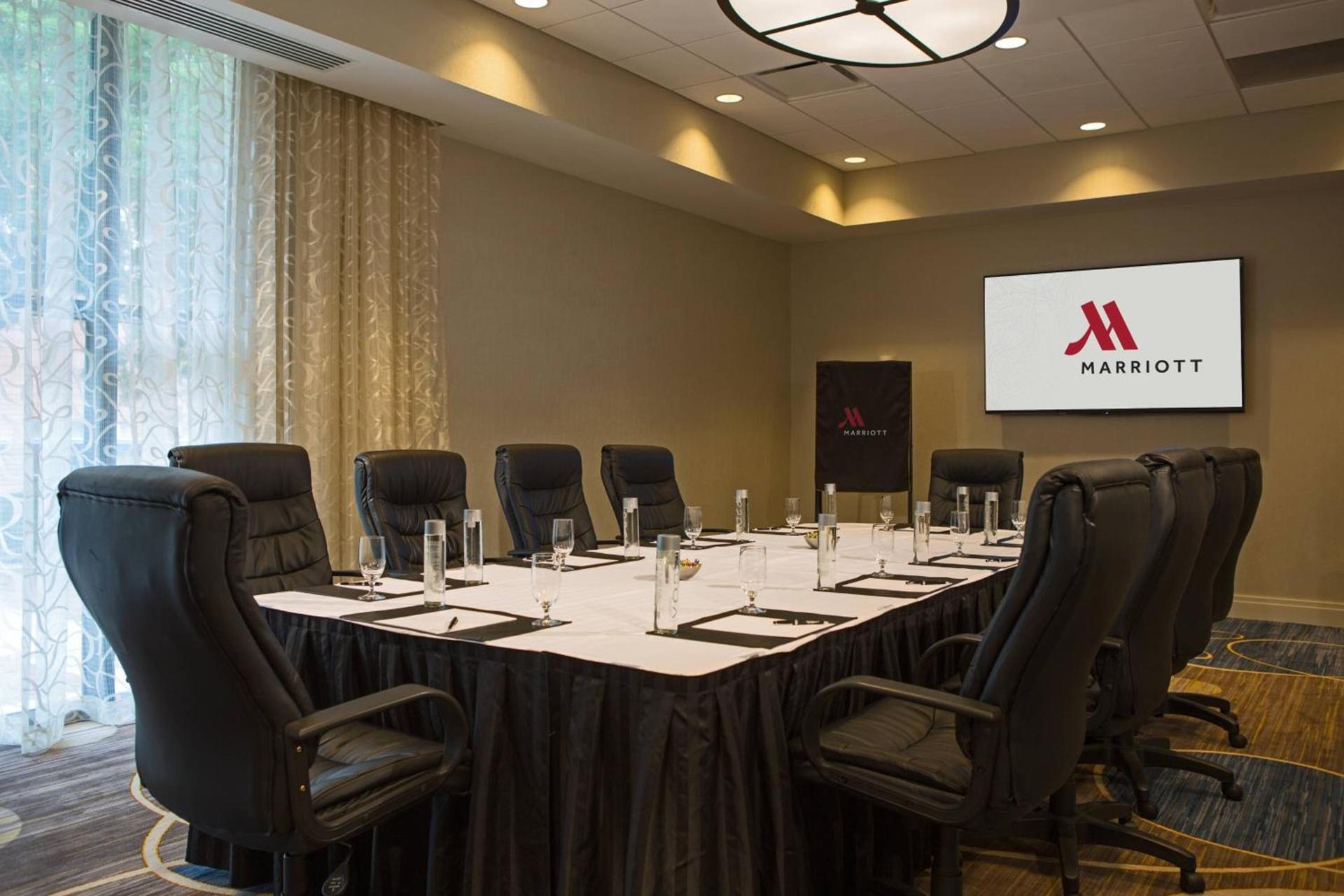 Baltimore Marriott Inner Harbor at Camden Yards photo 36
