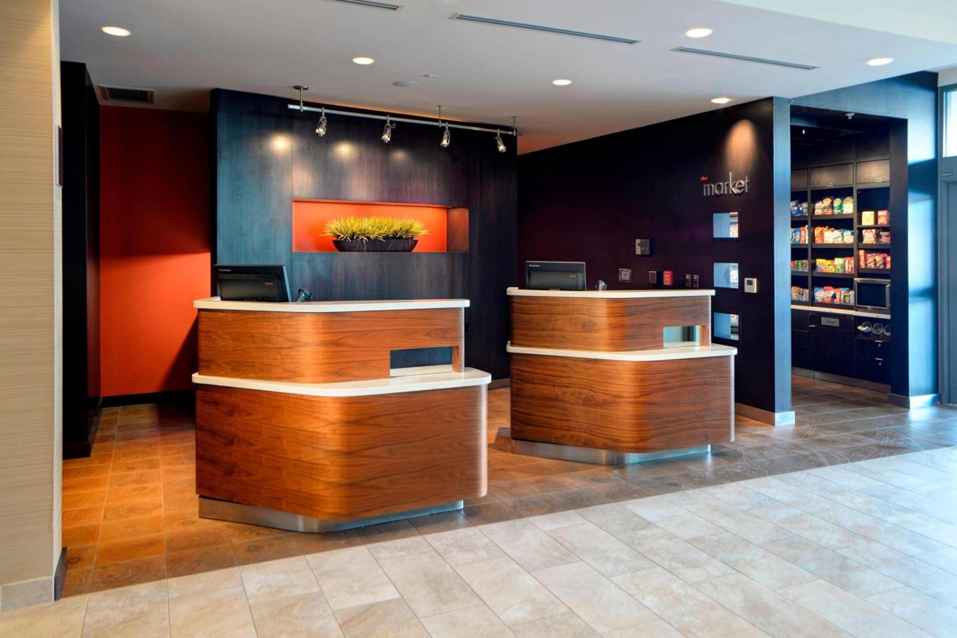 Courtyard by Marriott Muncie at Horizon Convention Center photo 19