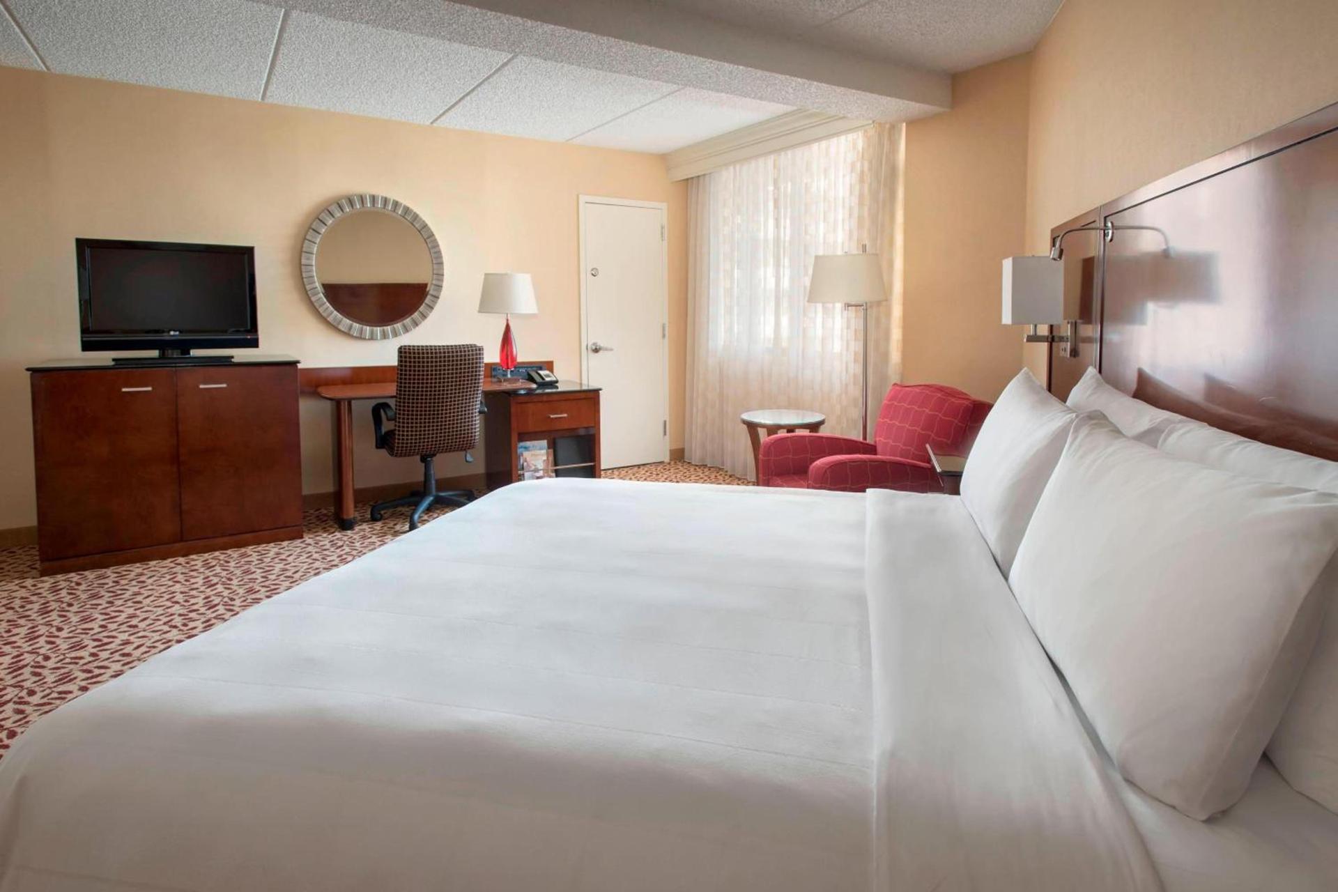 Long Island Marriott Hotel photo 7