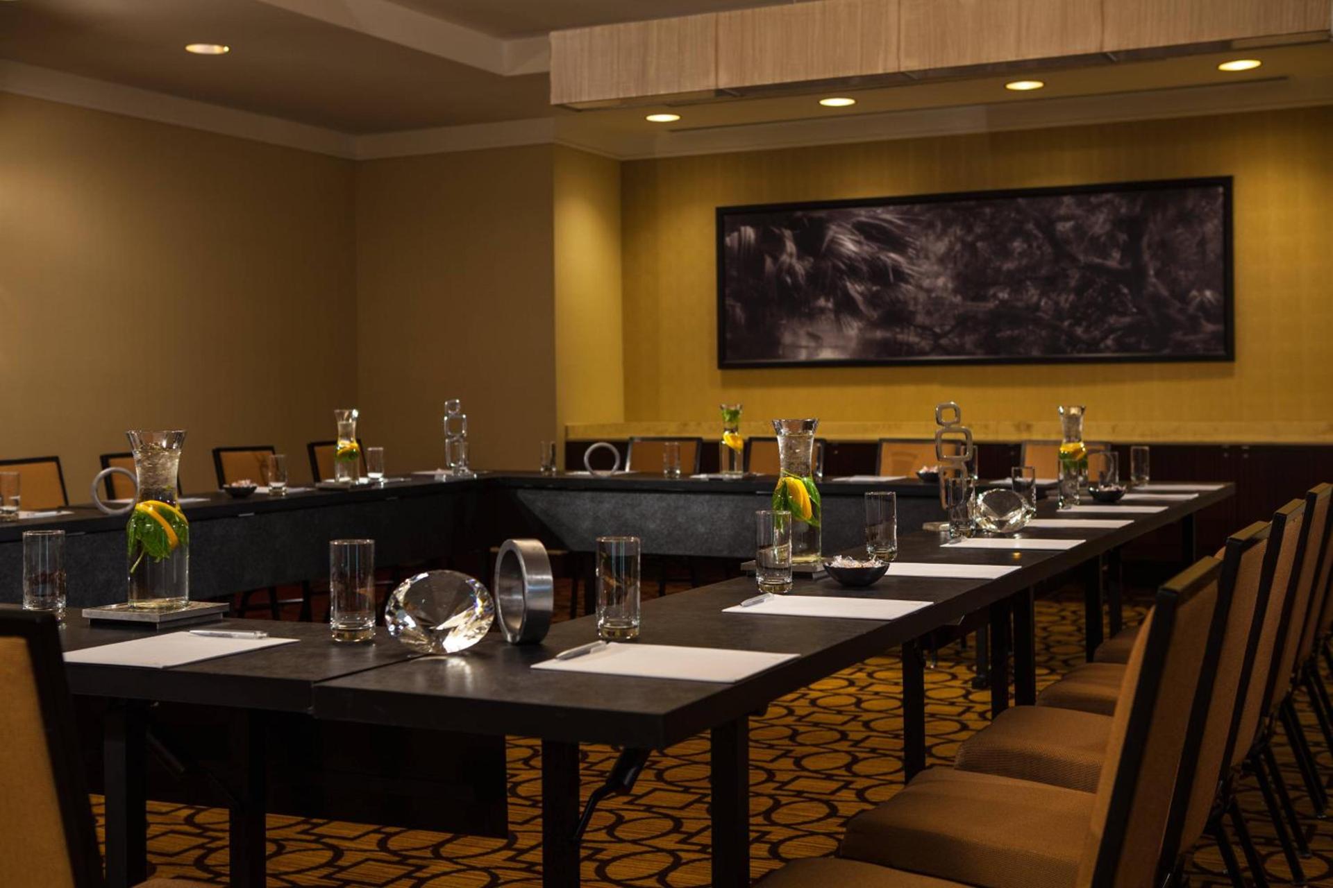 Renaissance Baton Rouge Hotel photo 31