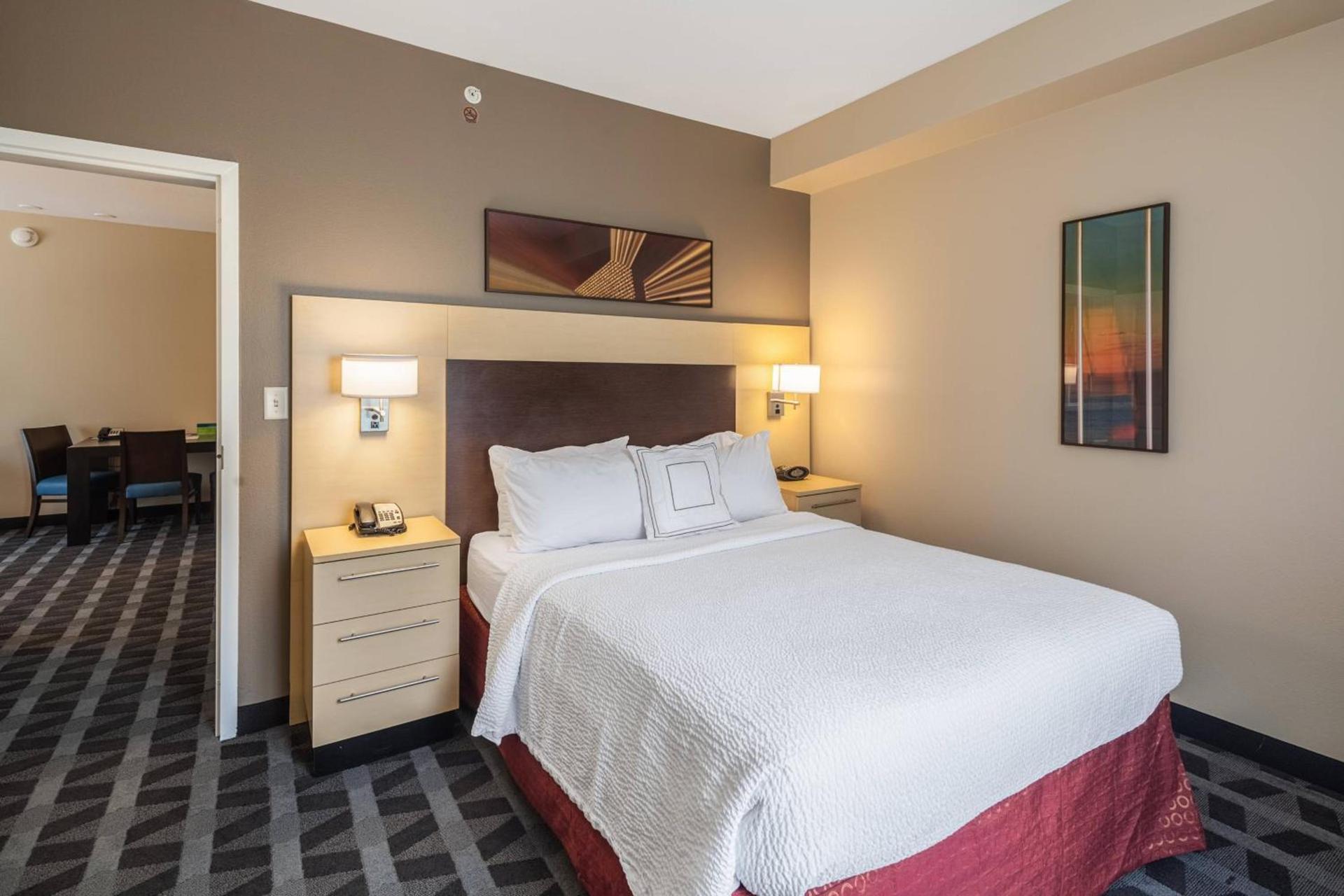 TownePlace Suites Jacksonville Butler Boulevard photo 24