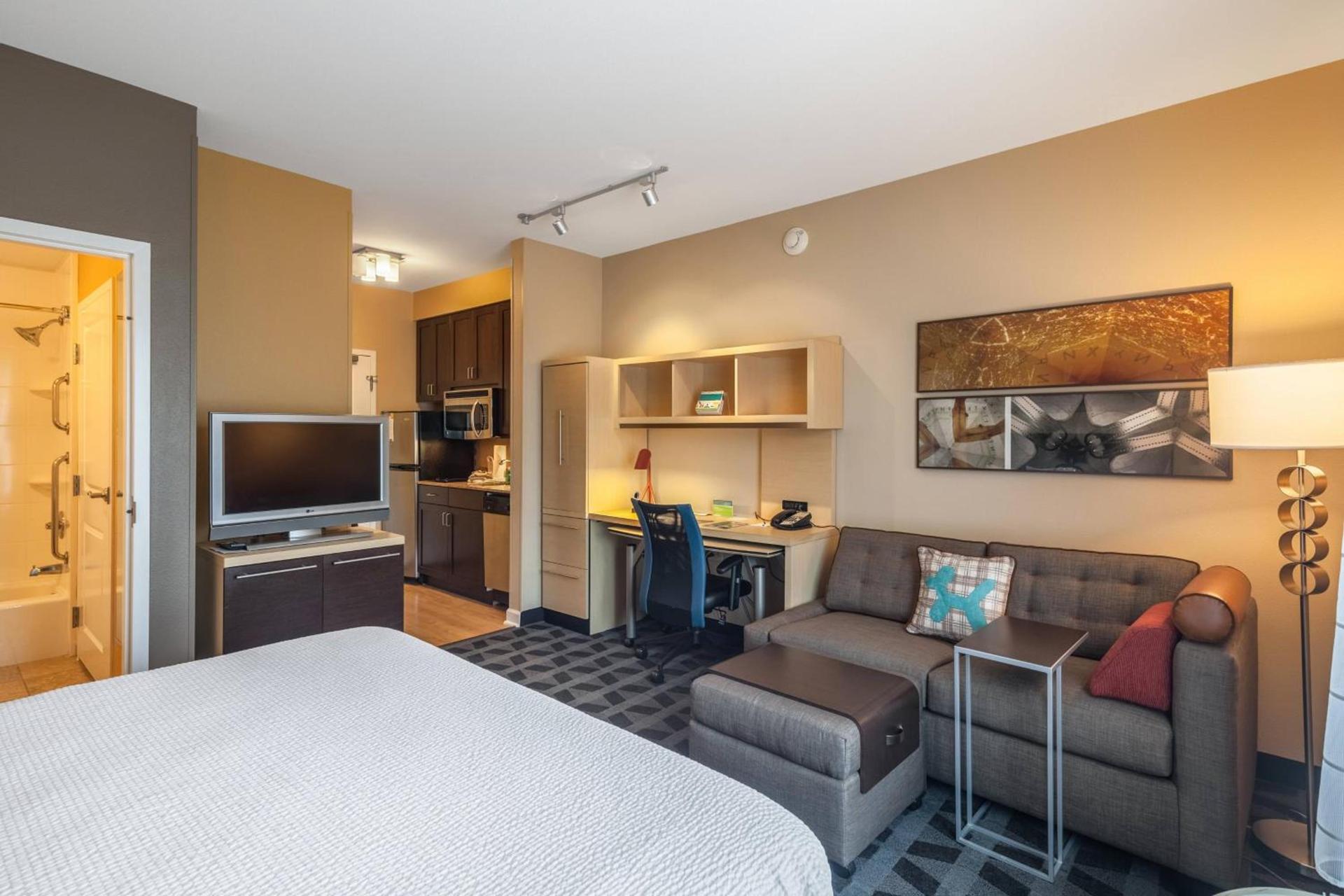 TownePlace Suites Jacksonville Butler Boulevard photo 20