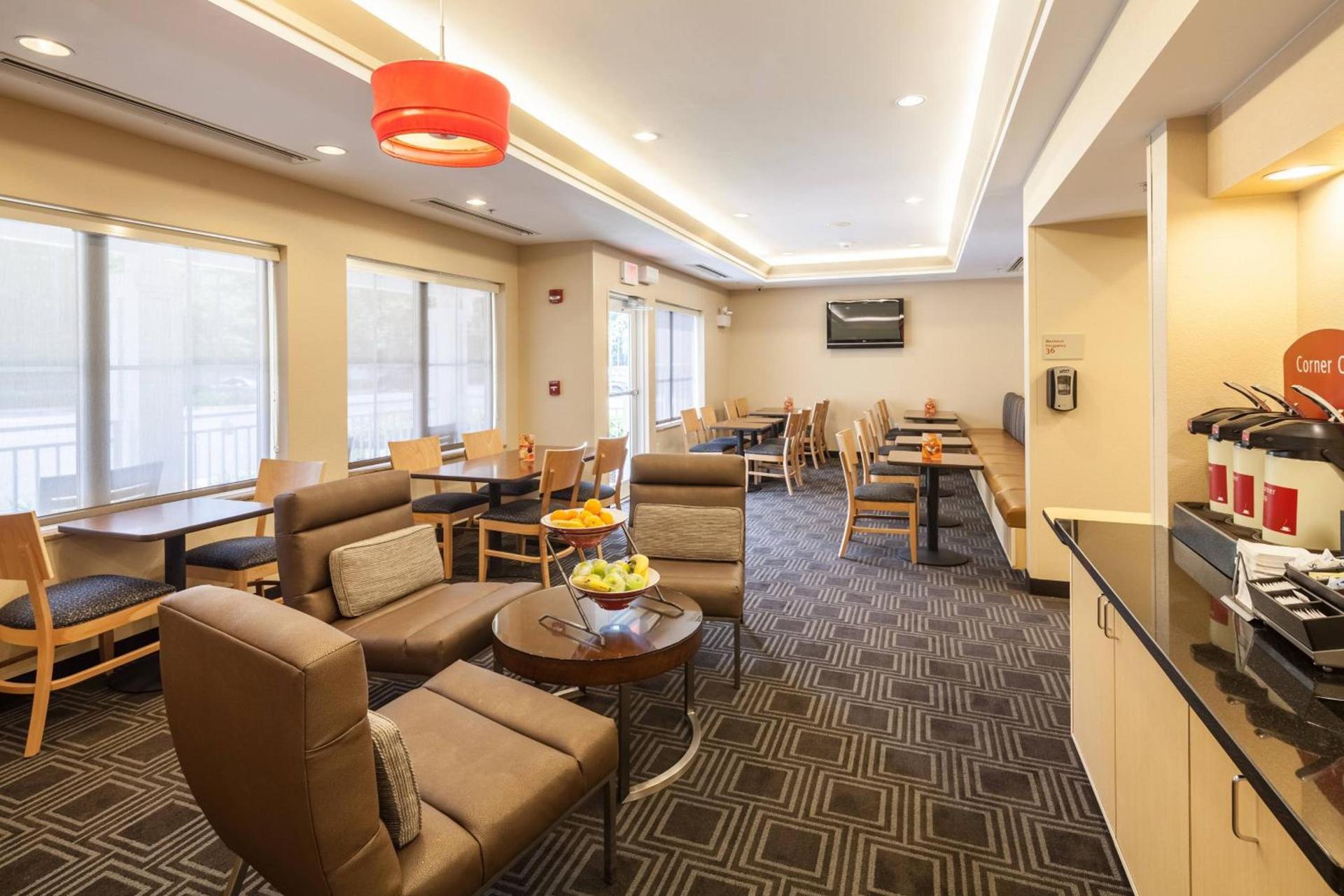 TownePlace Suites Jacksonville Butler Boulevard photo 21