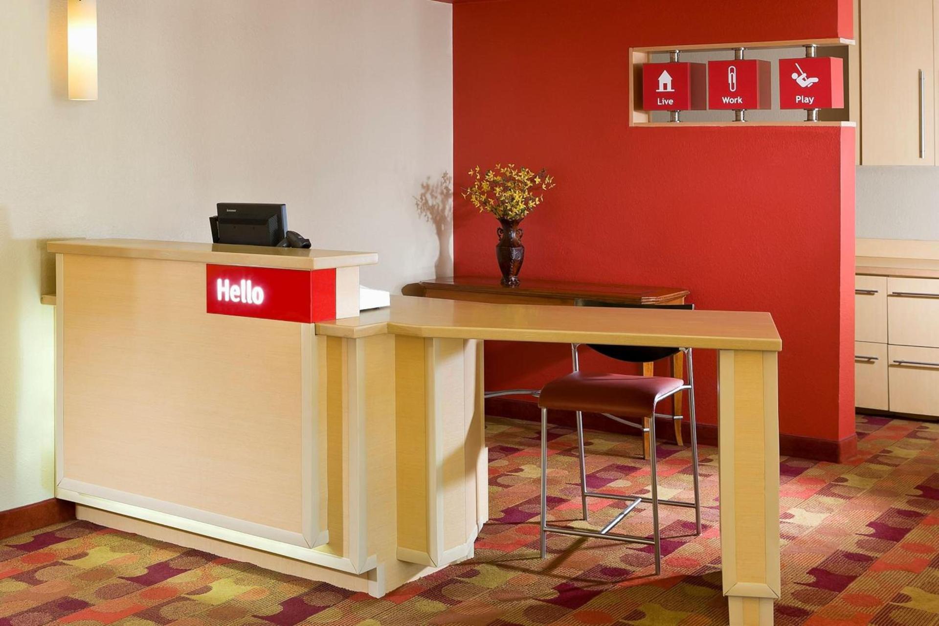 Candlewood Suites Bedford - Fort Worth by IHG photo 2