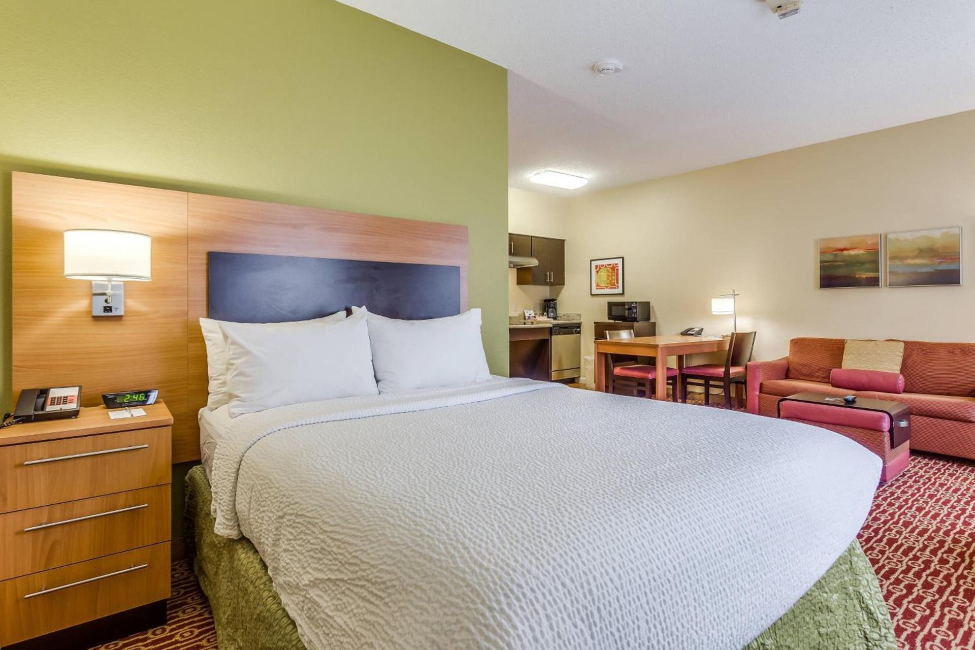 Candlewood Suites Bedford - Fort Worth by IHG photo 6