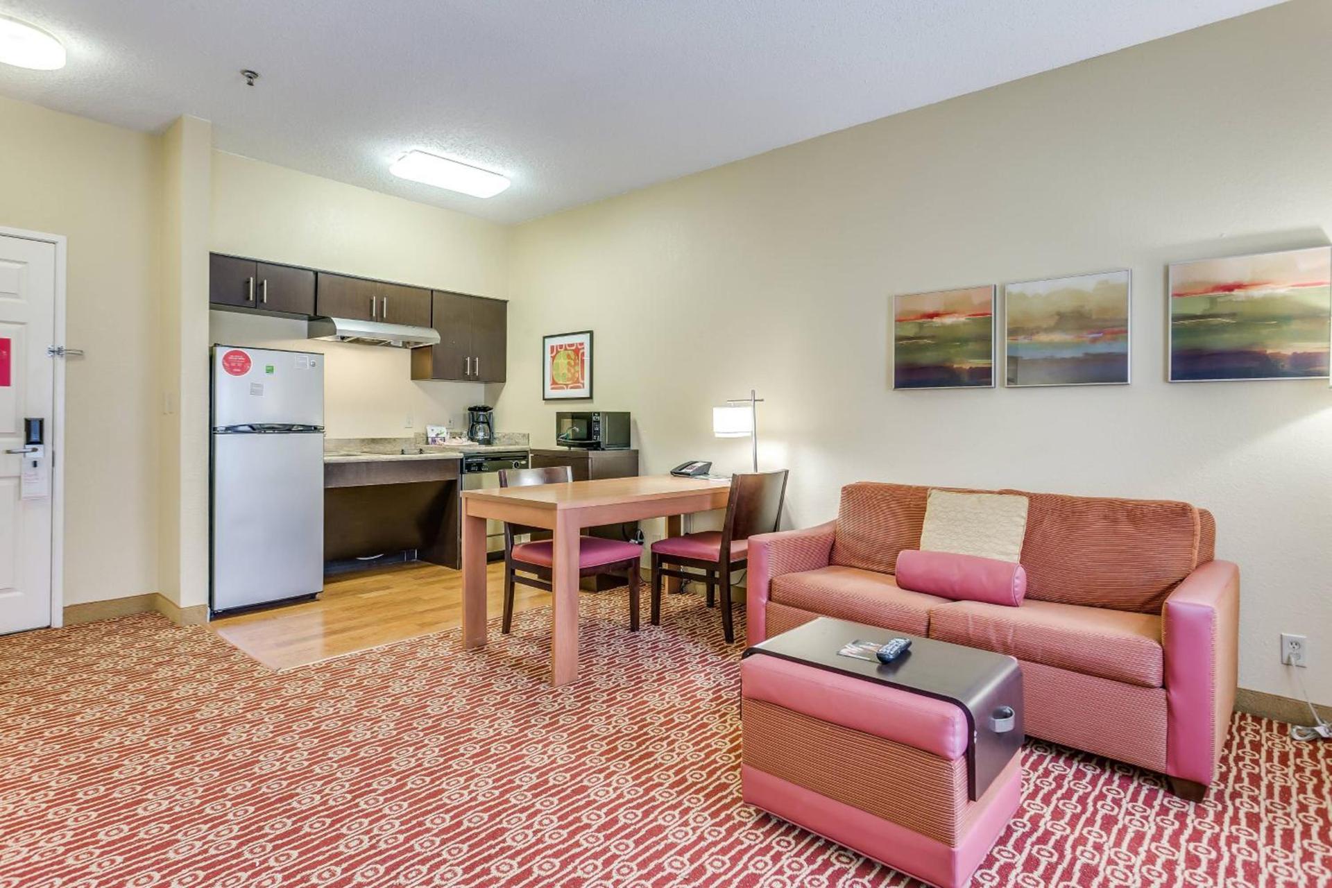 Candlewood Suites Bedford - Fort Worth by IHG photo 11