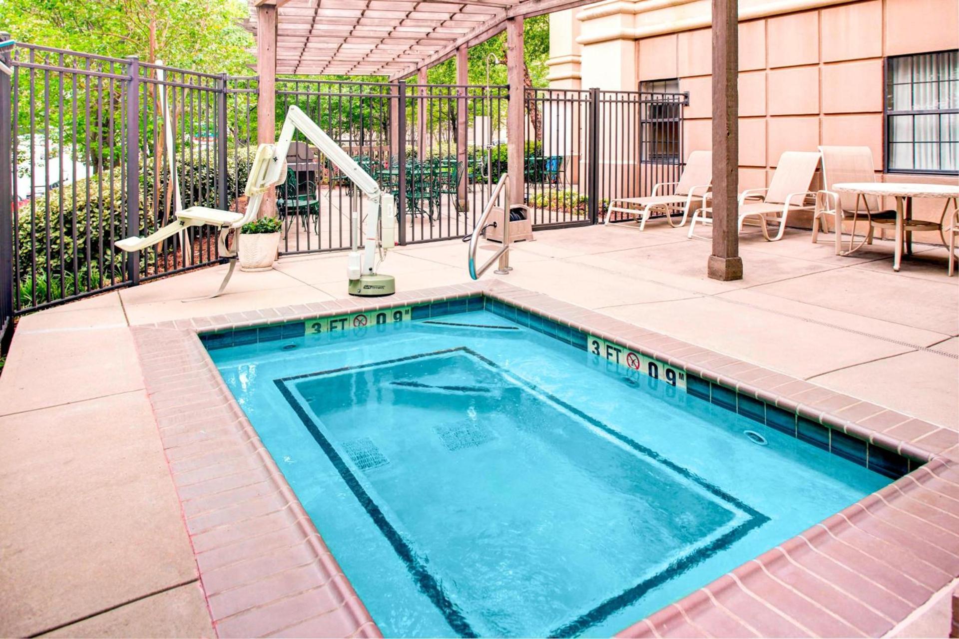 TownePlace Suites Atlanta Buckhead photo 16