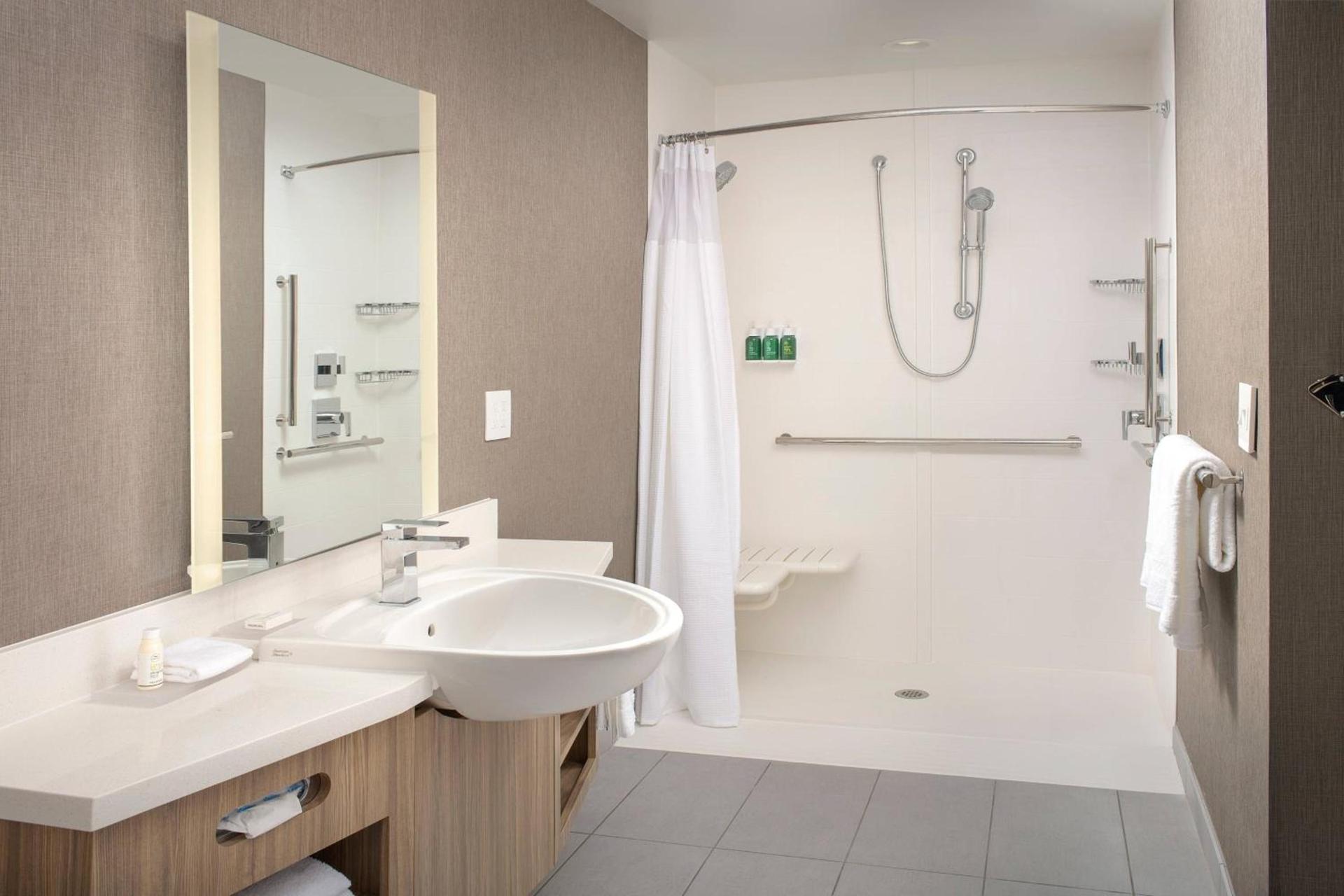 SpringHill Suites by Marriott Loveland Fort Collins/Windsor photo 14