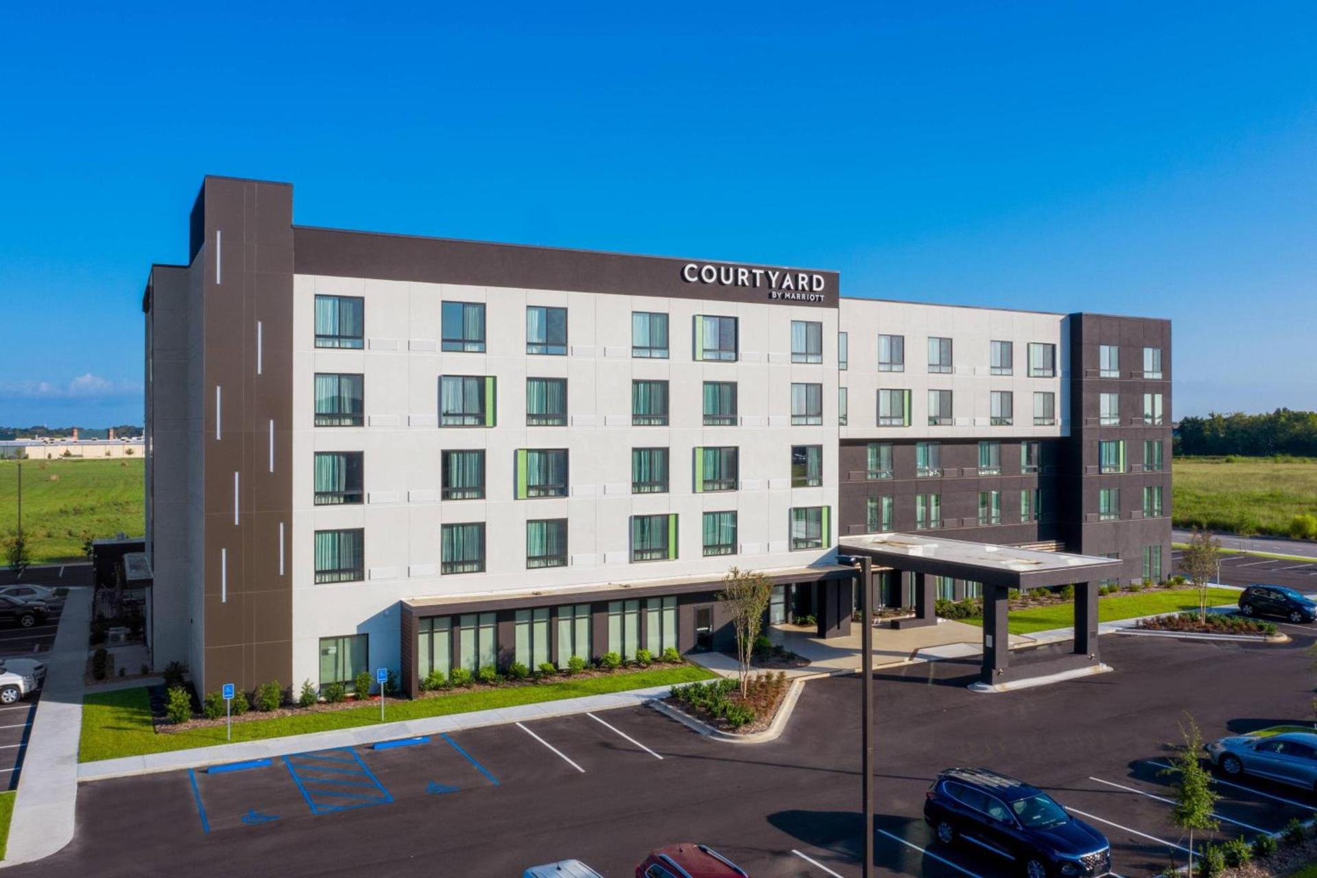 Courtyard by Marriott Lafayette South photo 1