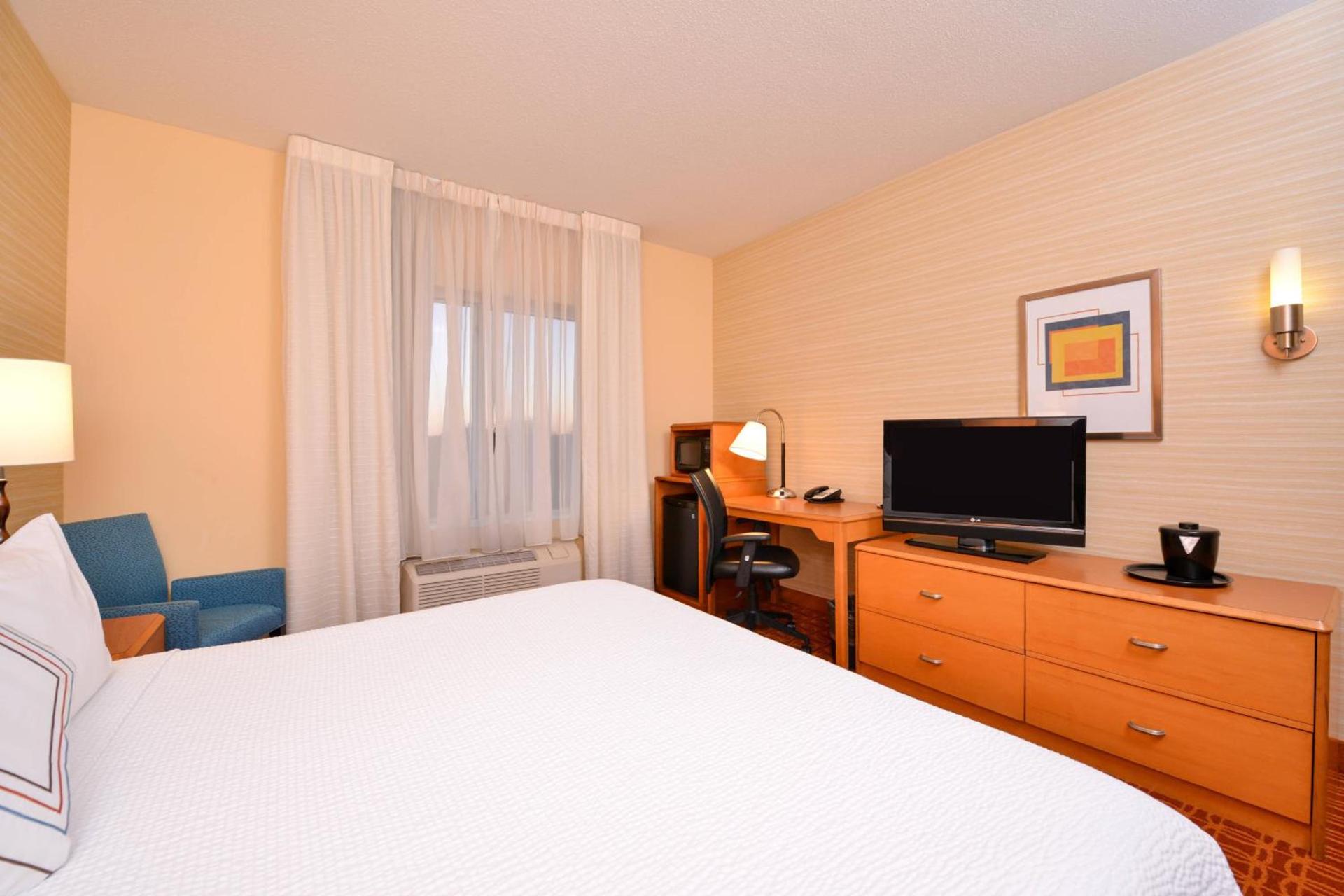 Fairfield Inn & Suites White Marsh photo 4
