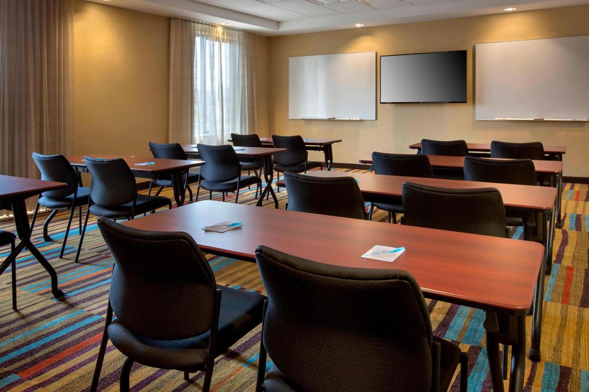 Fairfield Inn & Suites by Marriott Syracuse Carrier Circle photo 25