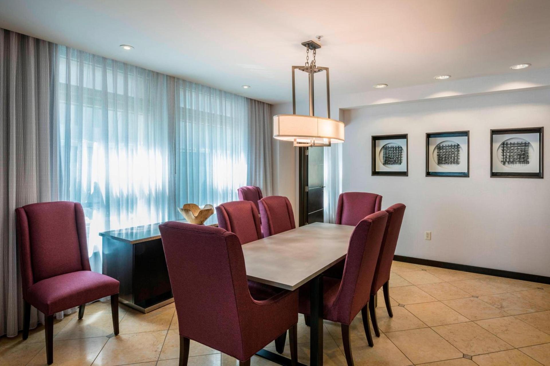 Courtyard by Marriott Tulsa Downtown photo 1