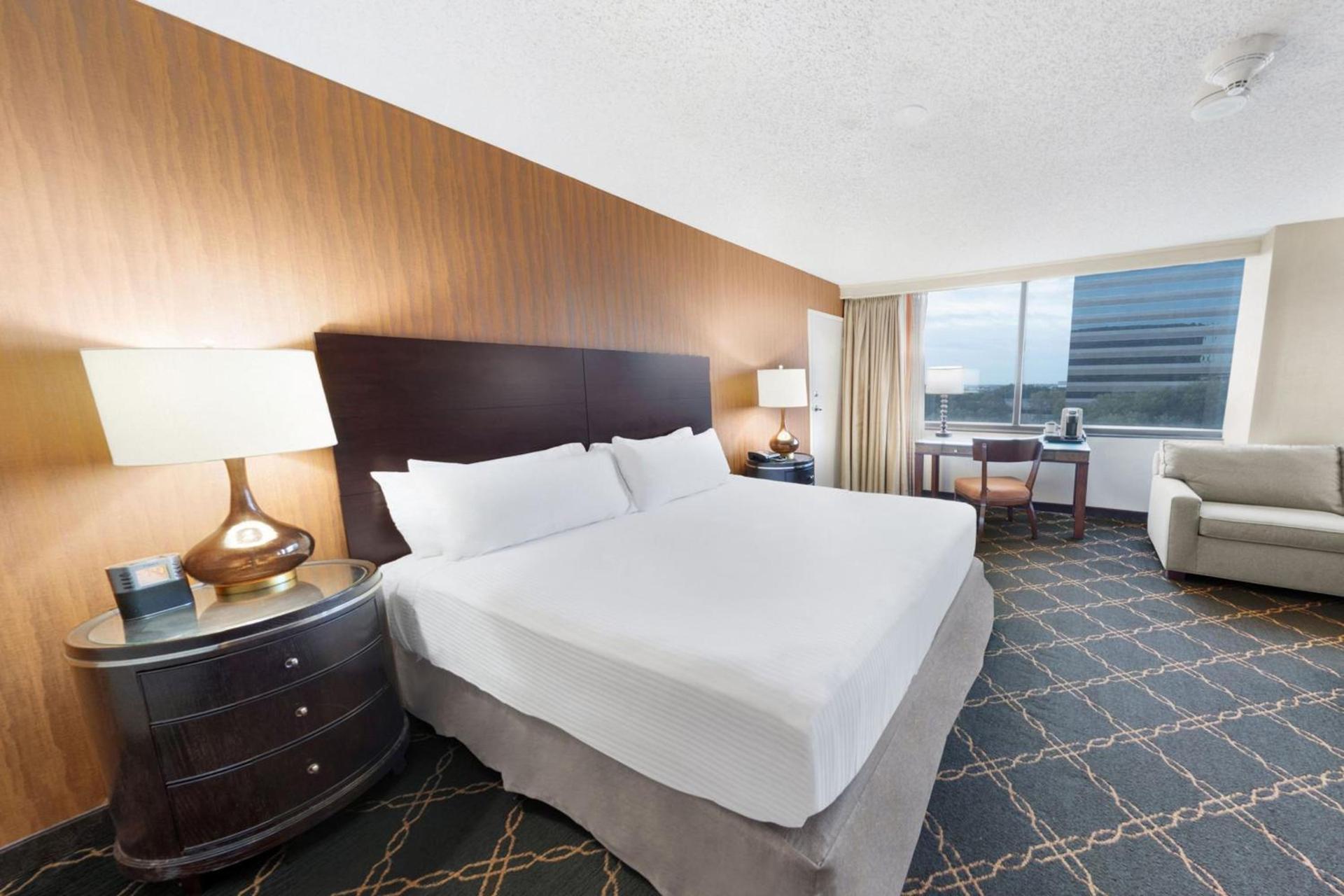 Austin Southpark Hotel photo 11