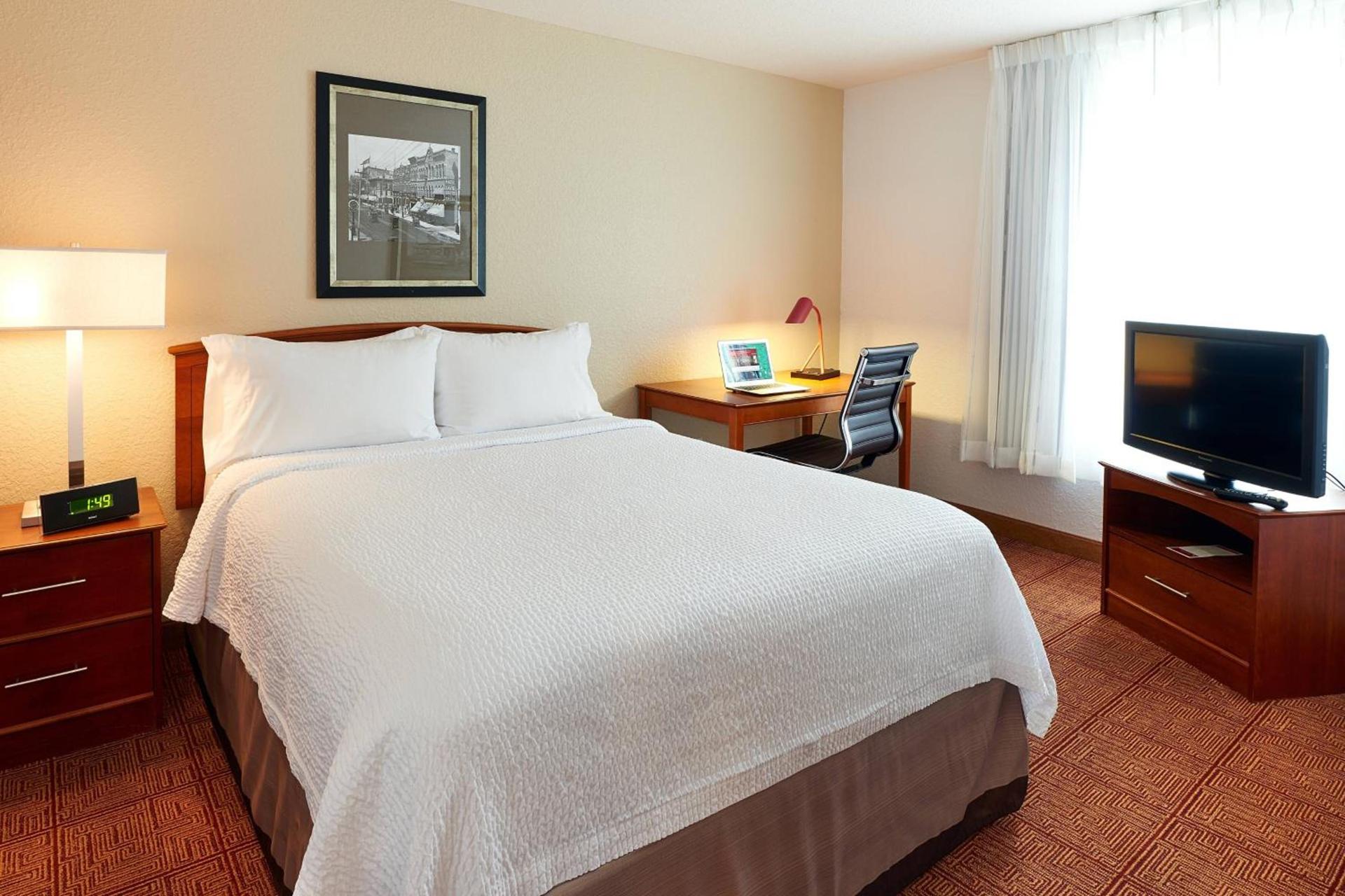 TownePlace Suites by Marriott Minneapolis Downtown/North Loop photo 14