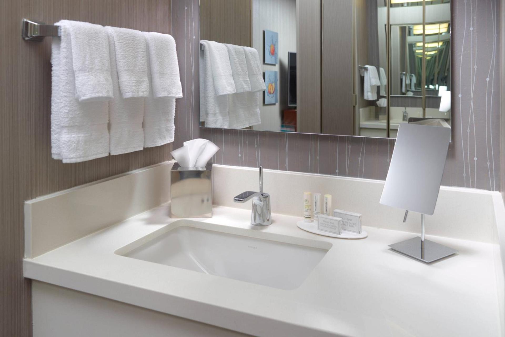 Courtyard by Marriott Atlanta Alpharetta photo 14