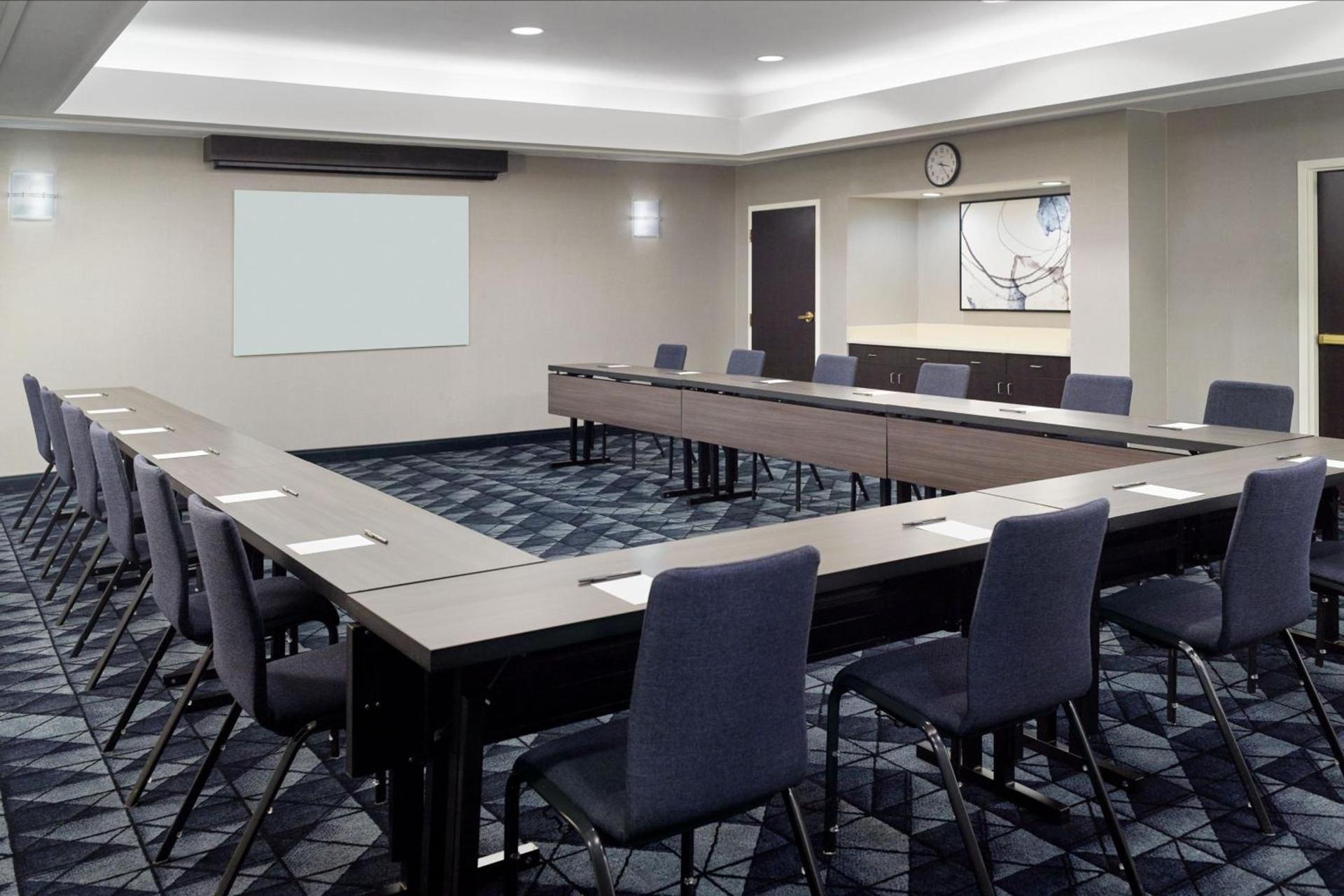 Courtyard by Marriott Atlanta Alpharetta photo 30