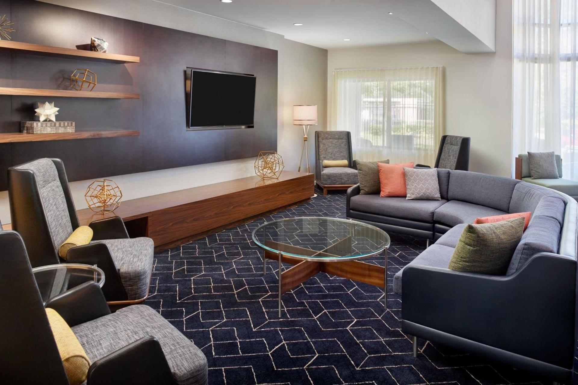 Courtyard by Marriott Atlanta Alpharetta photo 35