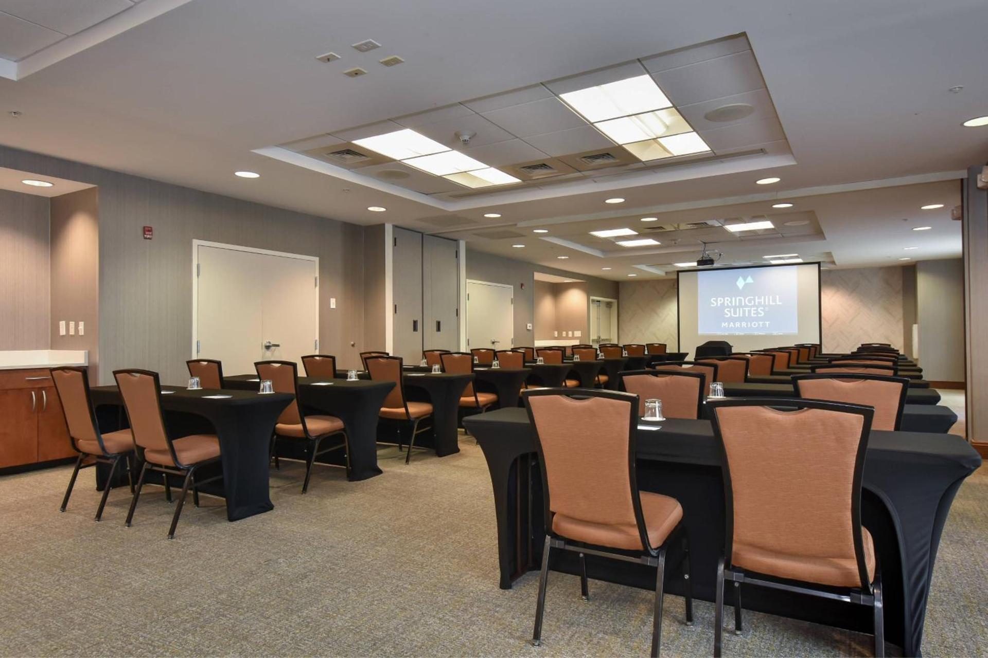 SpringHill Suites Columbia Downtown The Vista photo 25