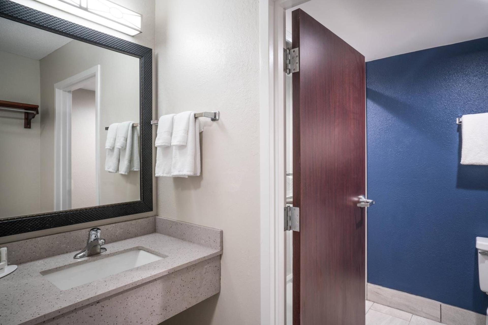 Fairfield Inn & Suites Memphis I-240 & Perkins photo 10