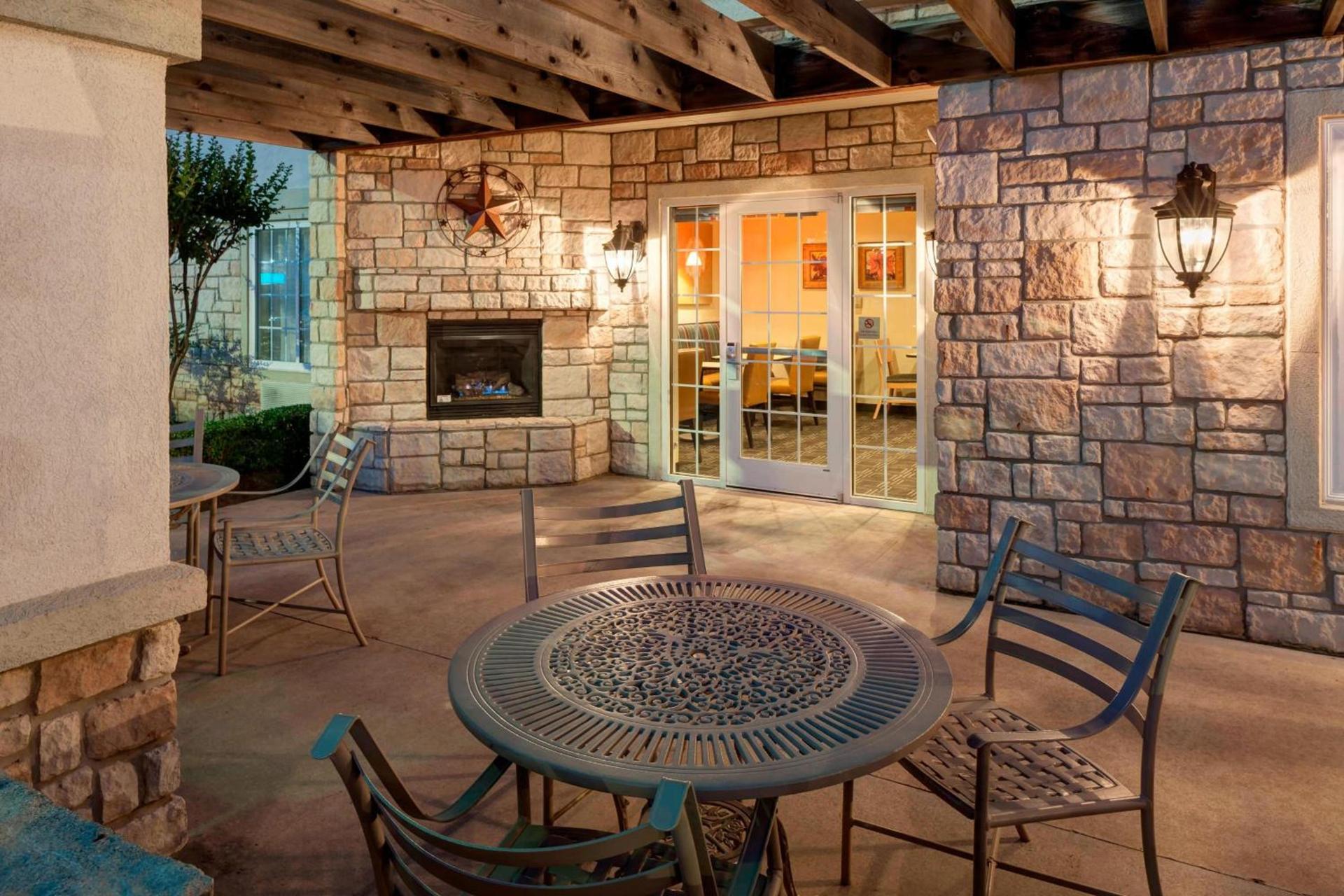 TownePlace Suites by Marriott Texarkana photo 6