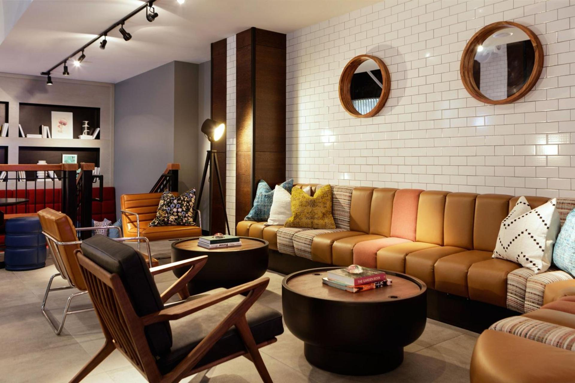 Moxy Richmond Downtown photo 25