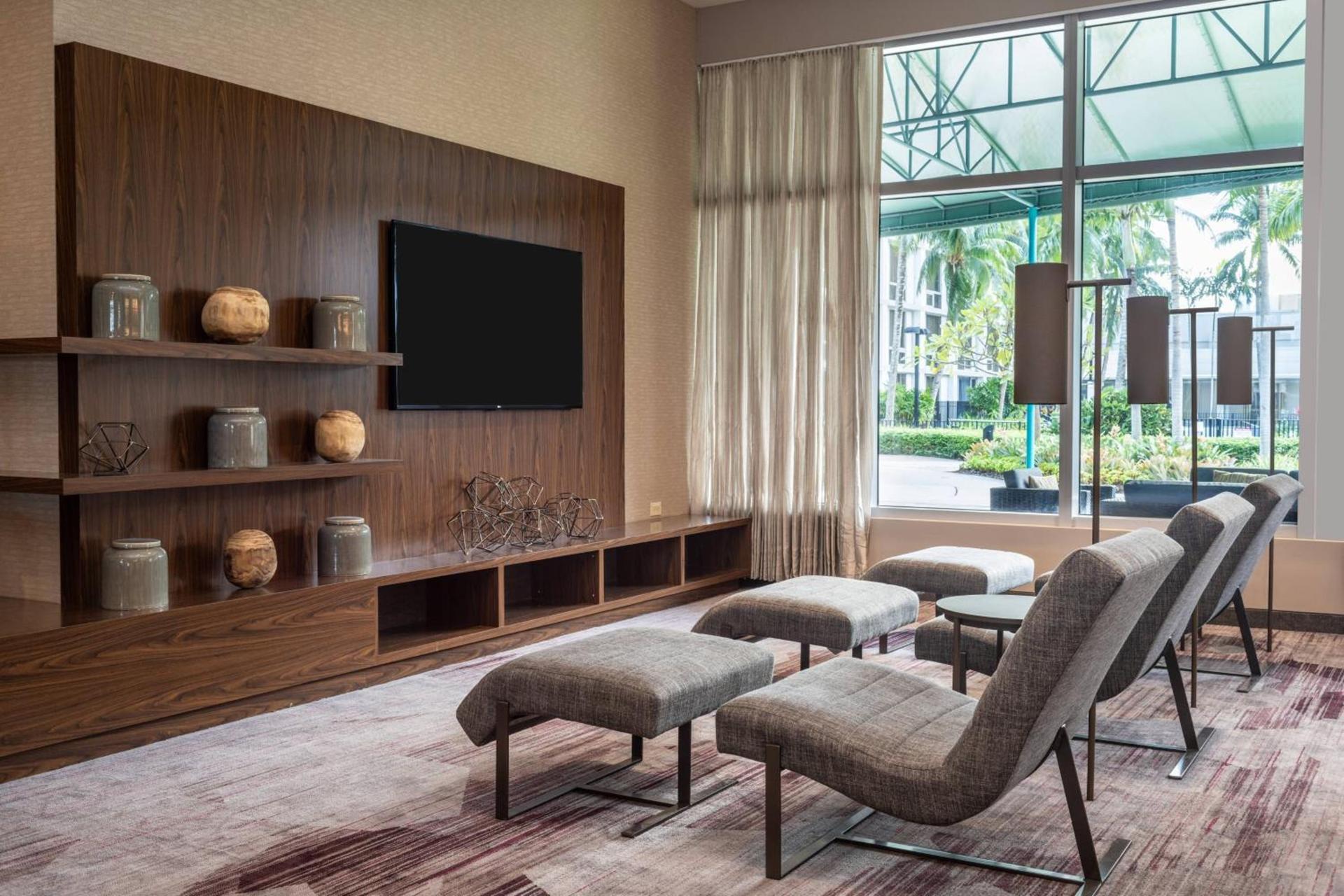 Courtyard by Marriott Miami Airport photo 6