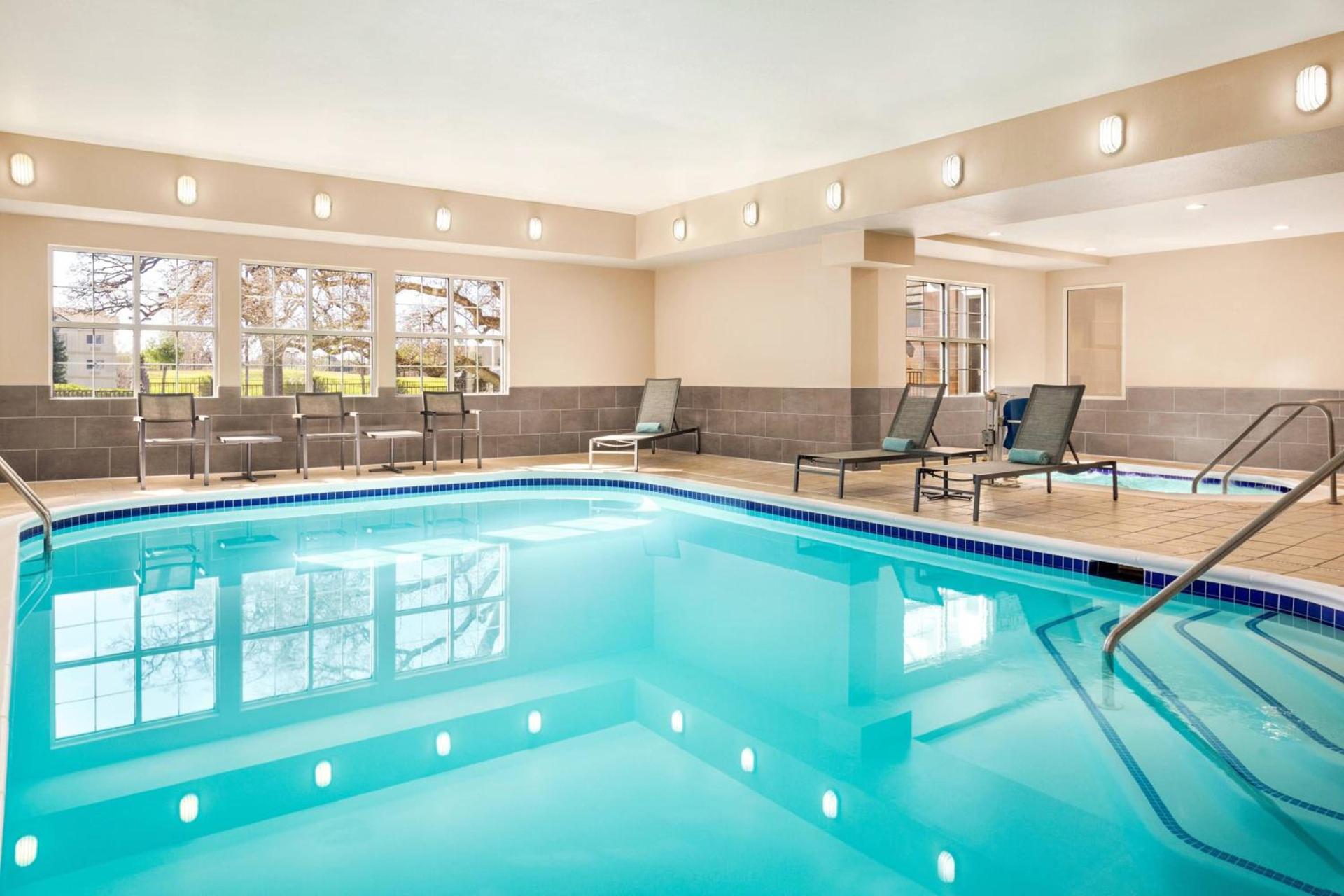 Residence Inn by Marriott Roseville photo 22