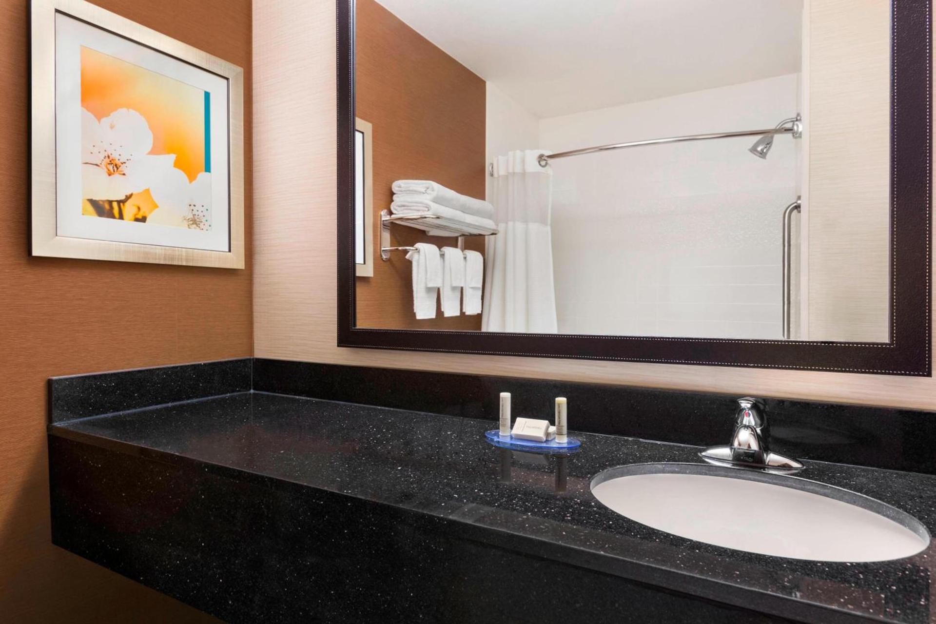 Fairfield Inn & Suites by Marriott Mankato photo 12
