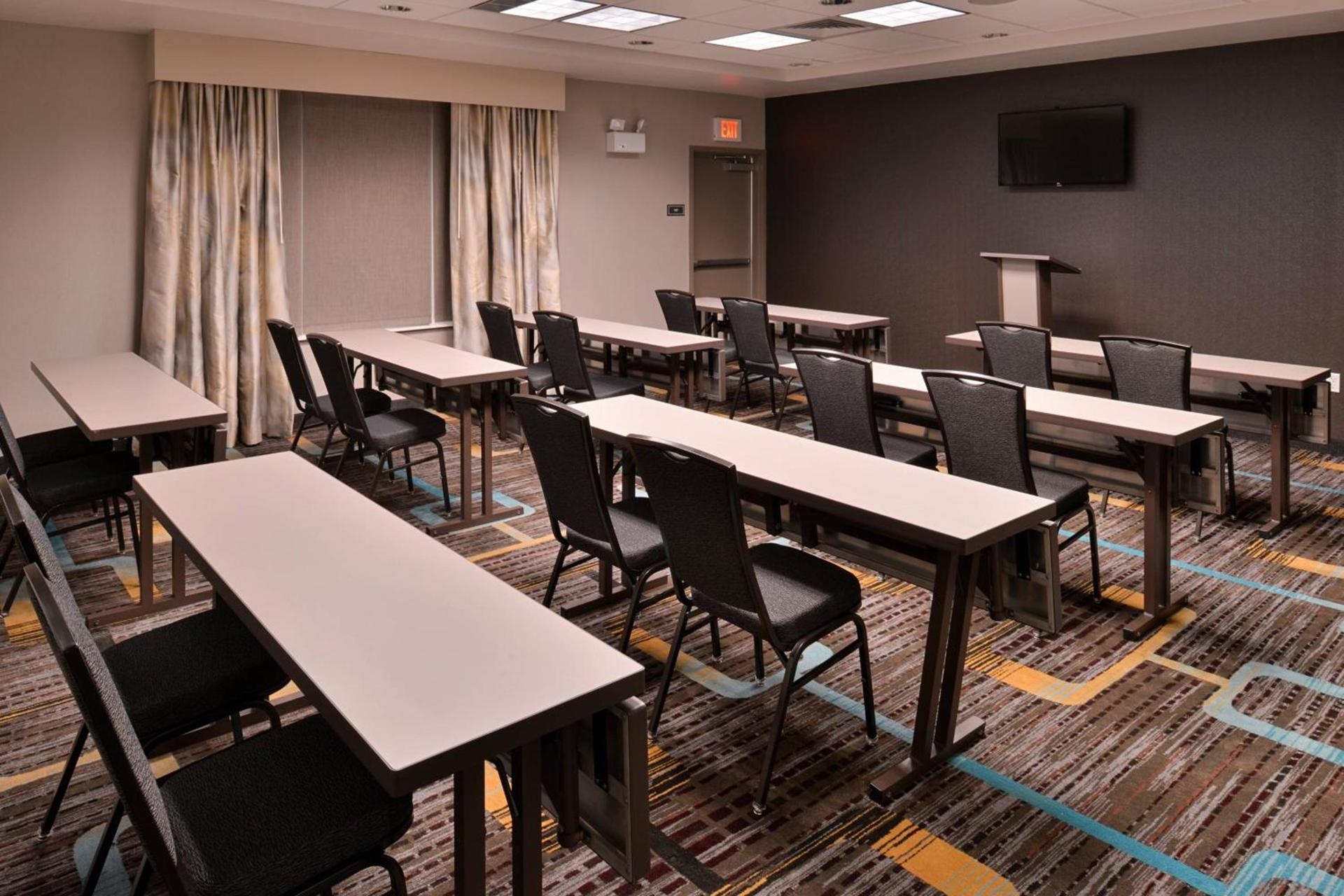 Residence Inn by Marriott East Lansing photo 35