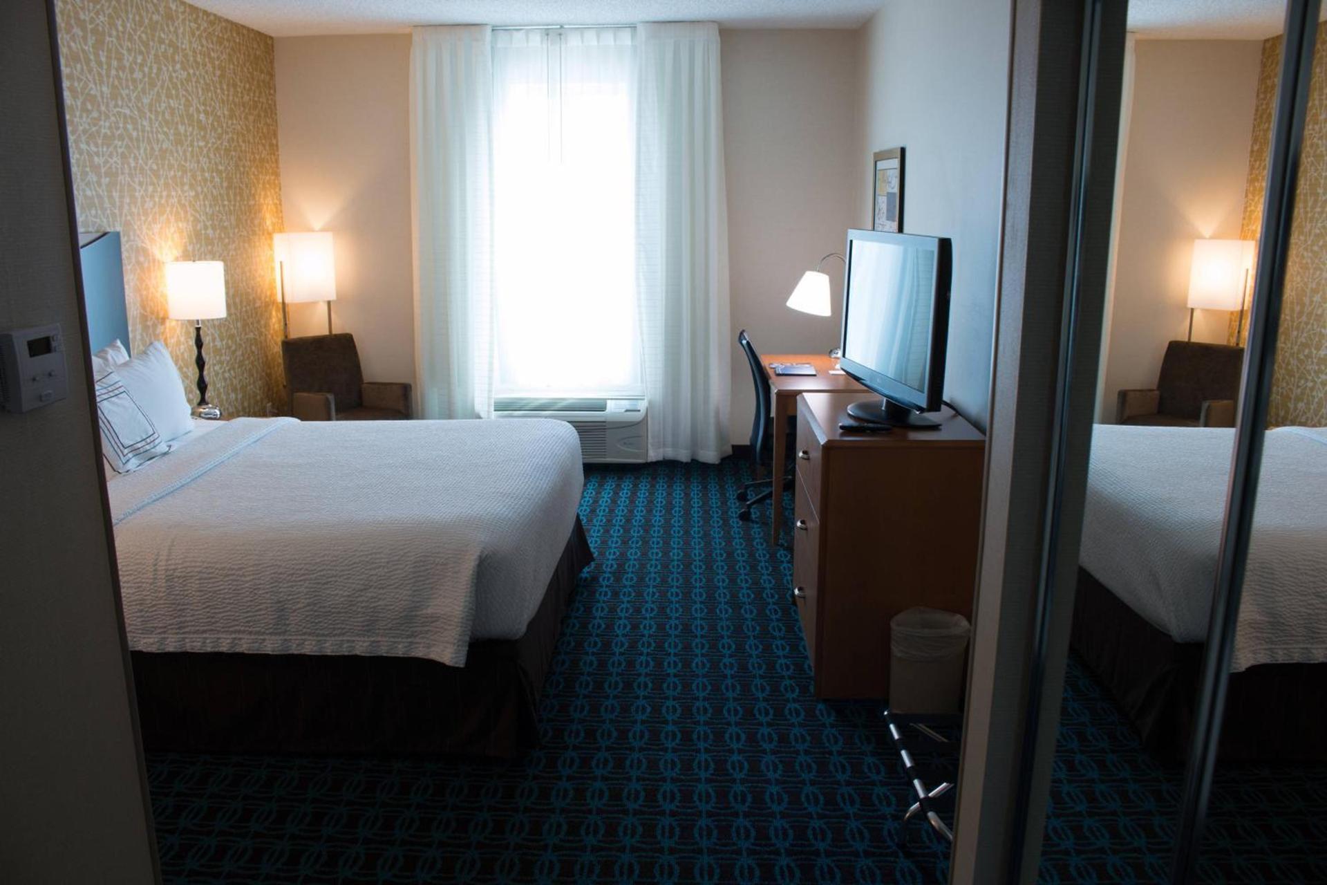 Fairfield Inn & Suites Oakland Hayward photo 3