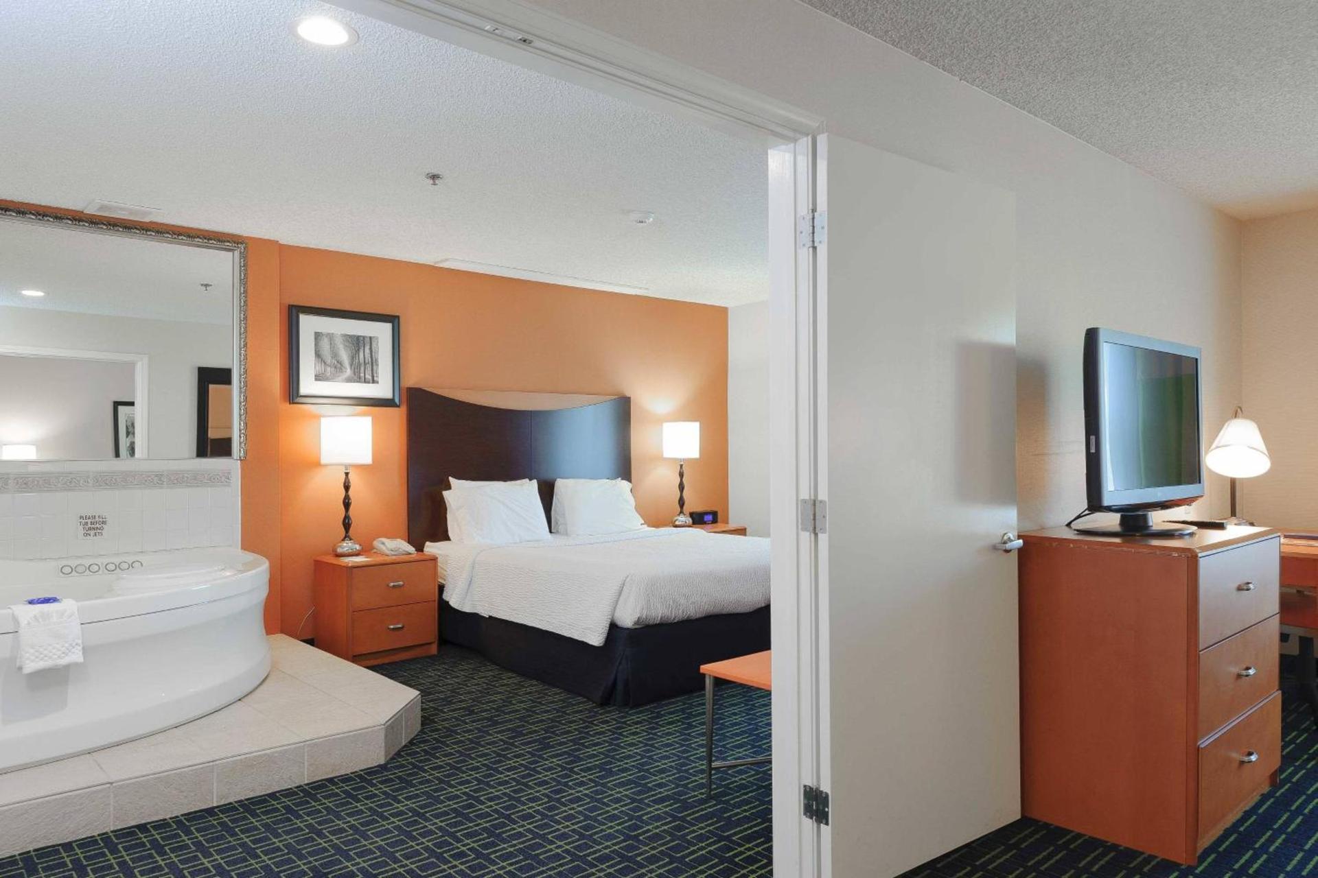 Fairfield Inn & Suites Oakland Hayward photo 5