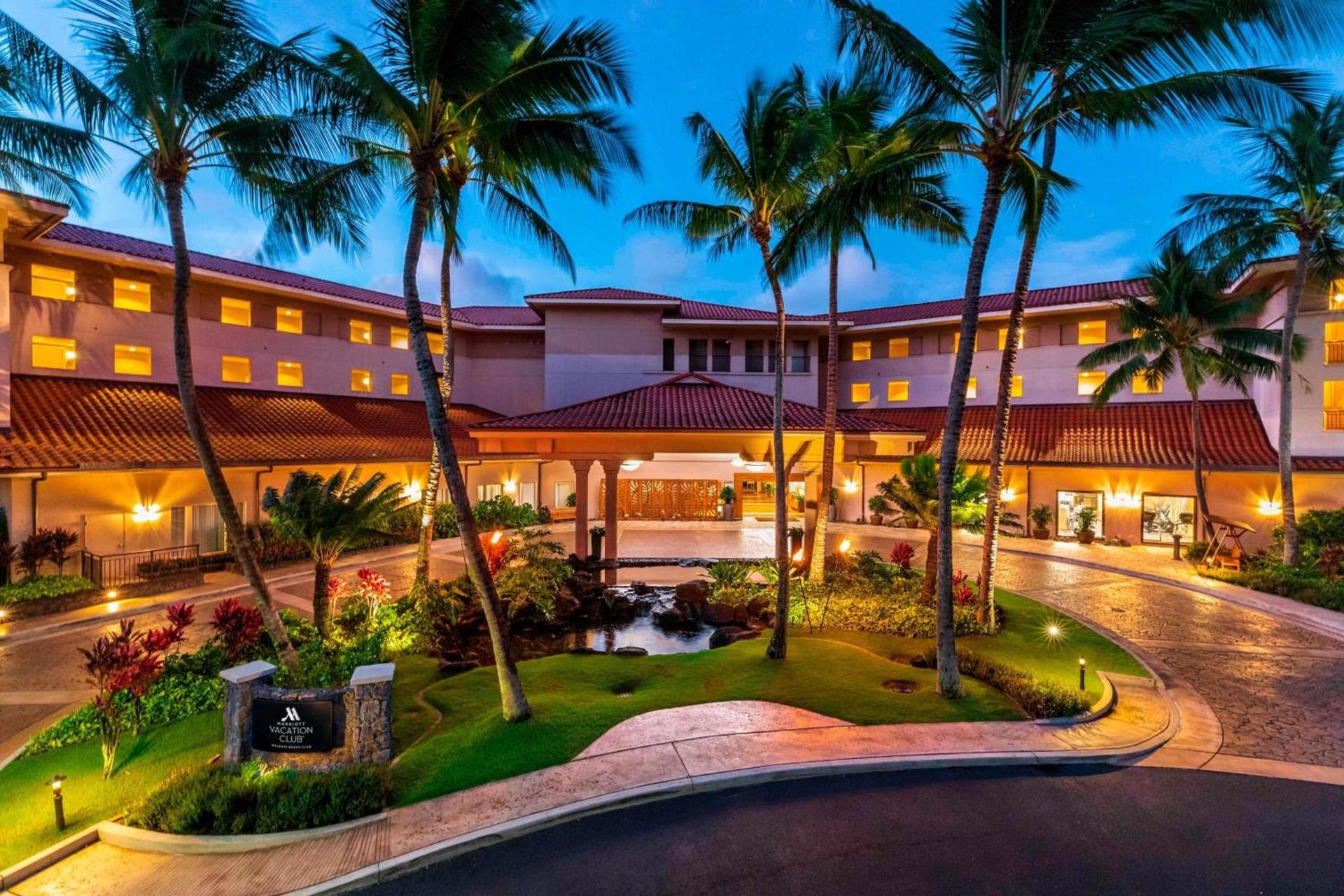 Marriott's Waiohai Beach Club photo 4