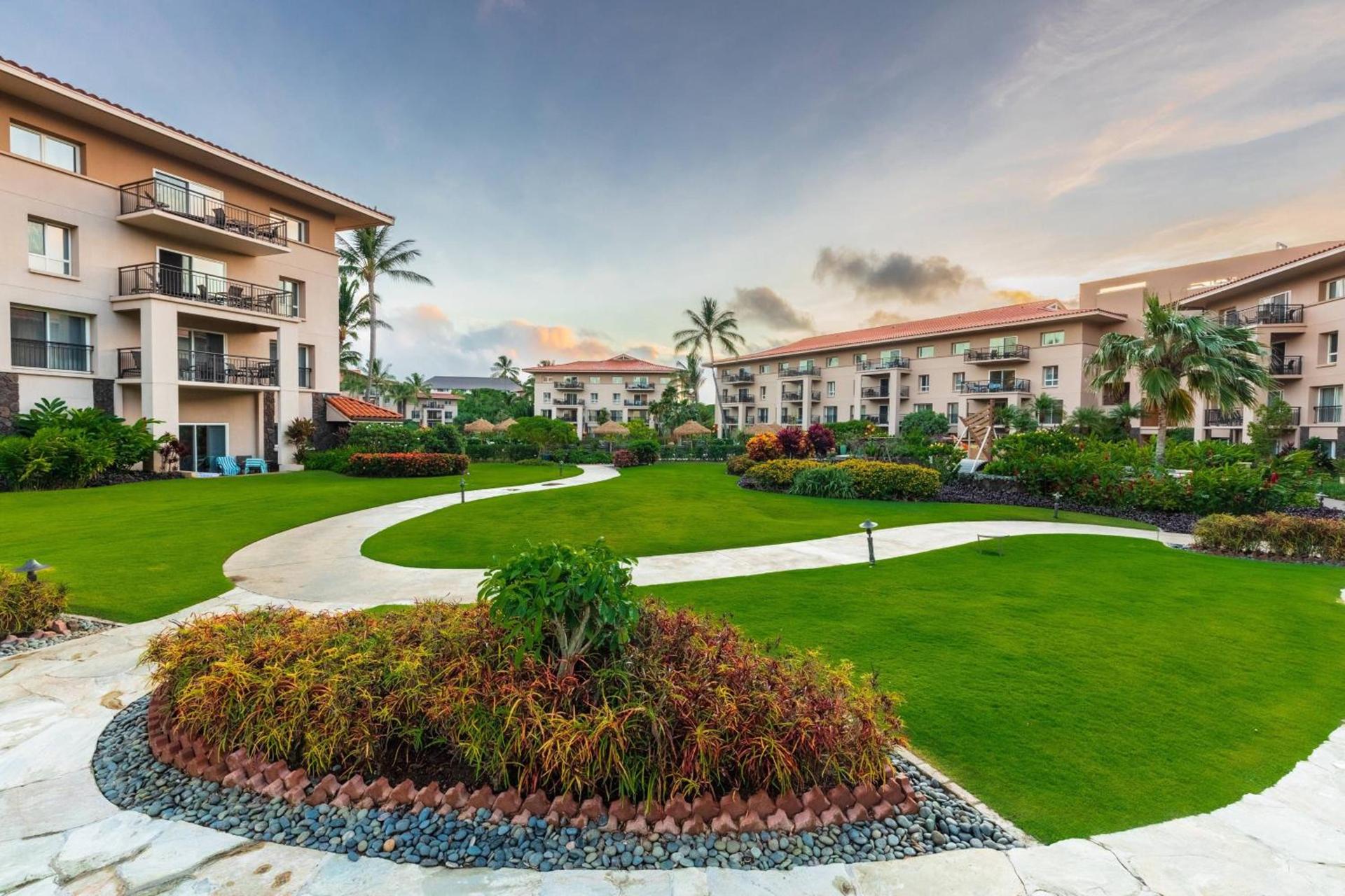Marriott's Waiohai Beach Club photo 5