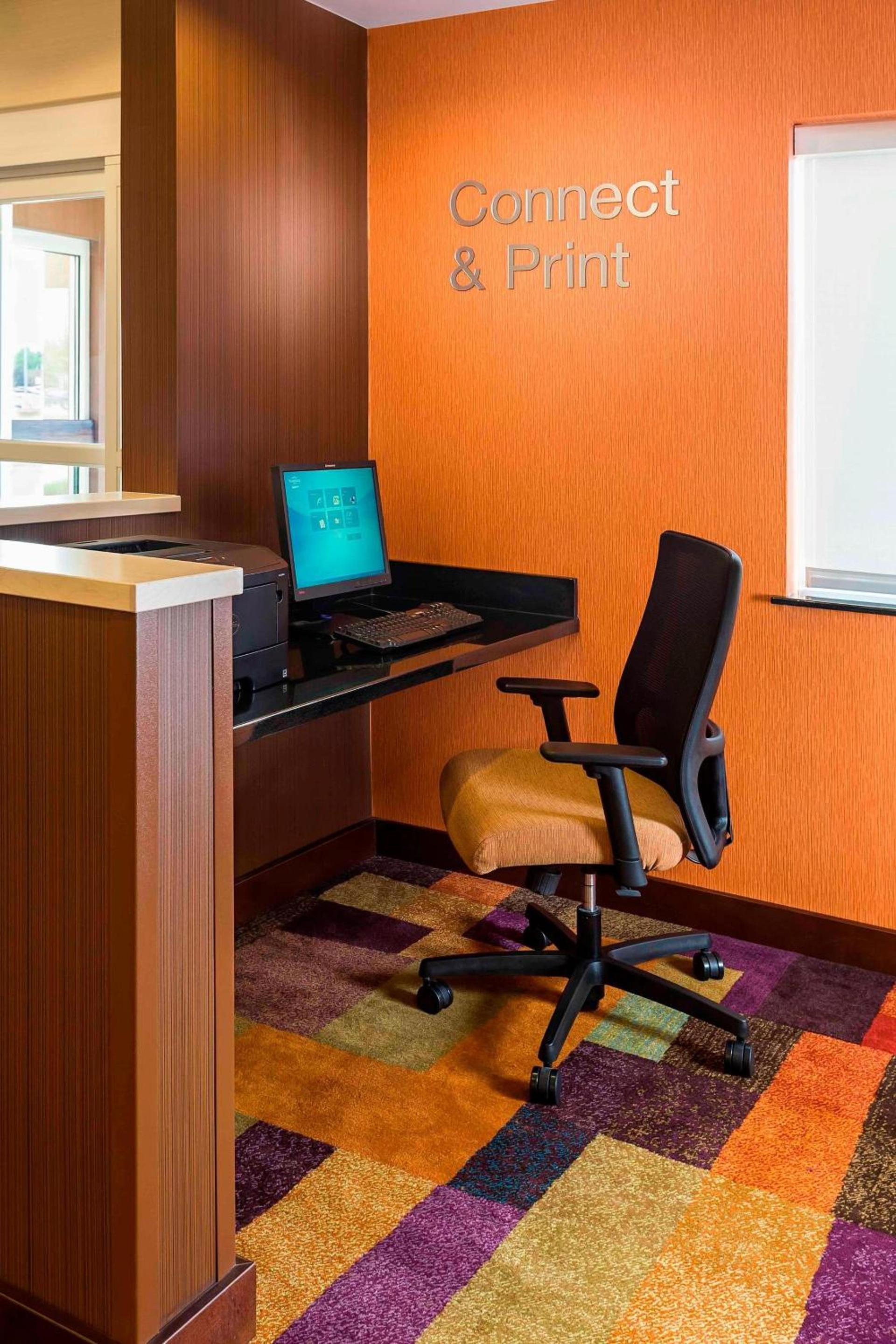 Fairfield Inn & Suites Holland photo 9