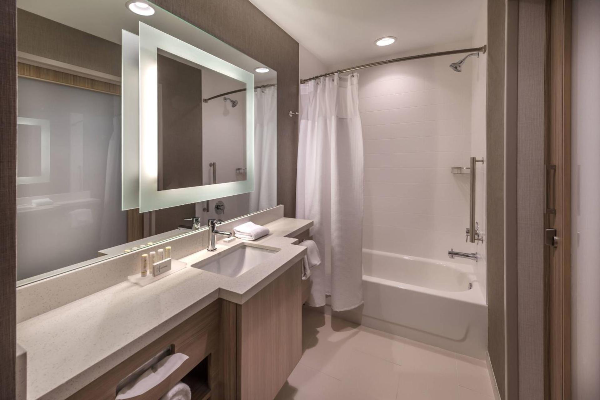 SpringHill Suites by Marriott Reno photo 9
